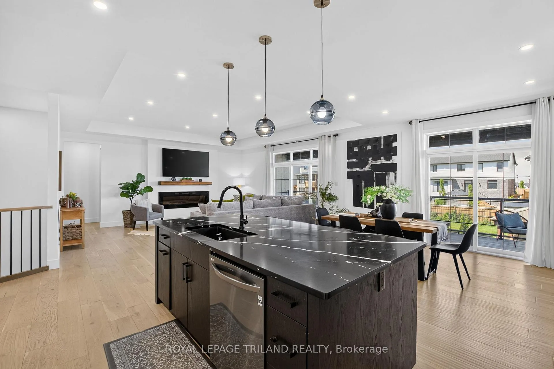 Photo 19 of 1757 Upper West Avenue, London, South B — HOMEH