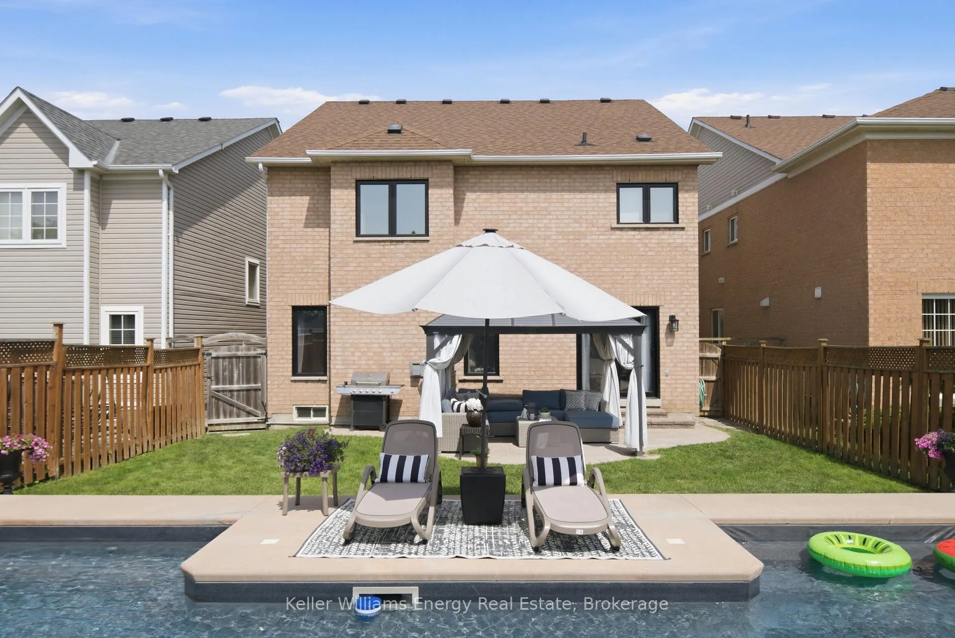 Photo 4 of 1568 Arborwood Drive, Oshawa, Taunton — HOMEH