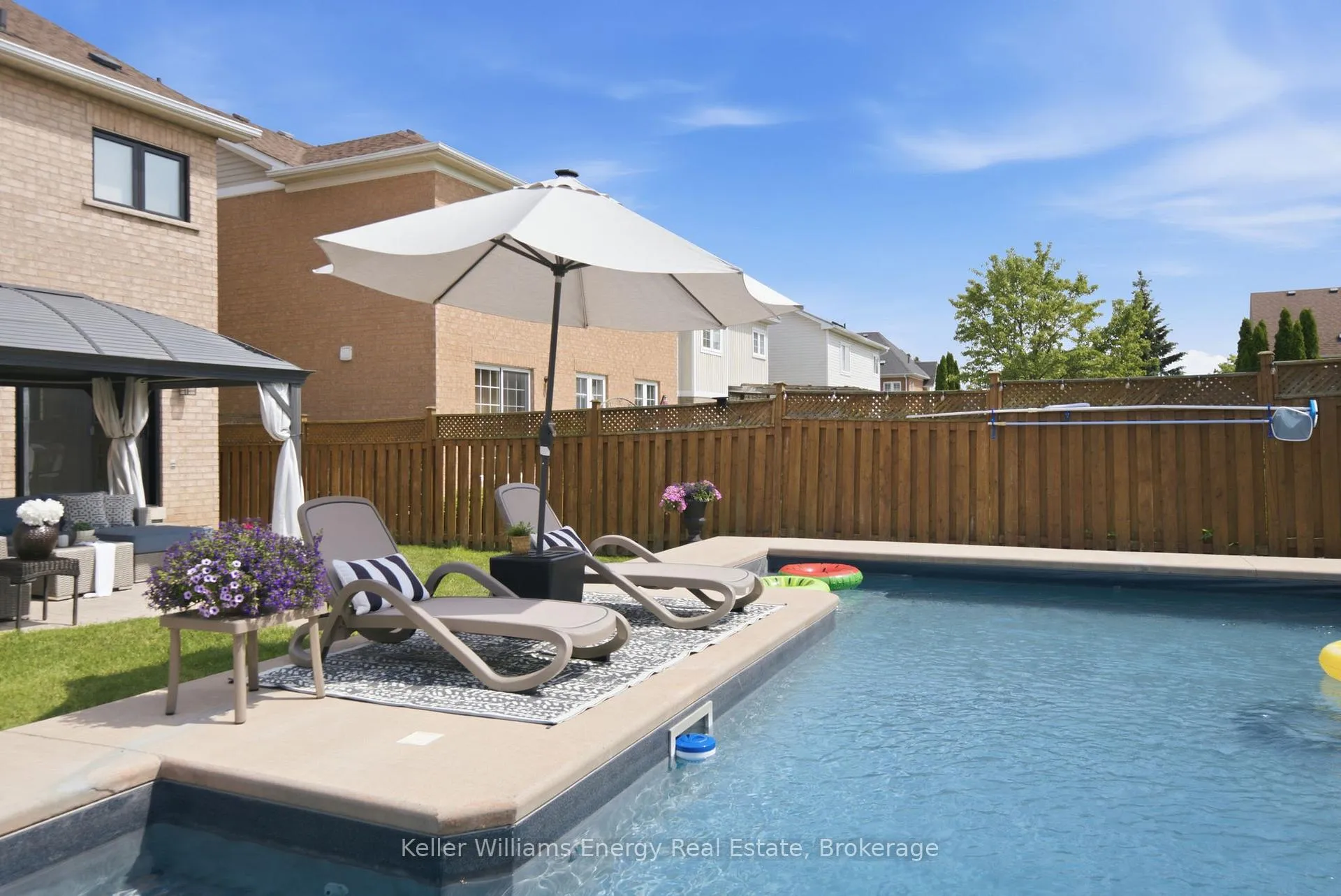 Photo 5 of 1568 Arborwood Drive, Oshawa, Taunton — HOMEH