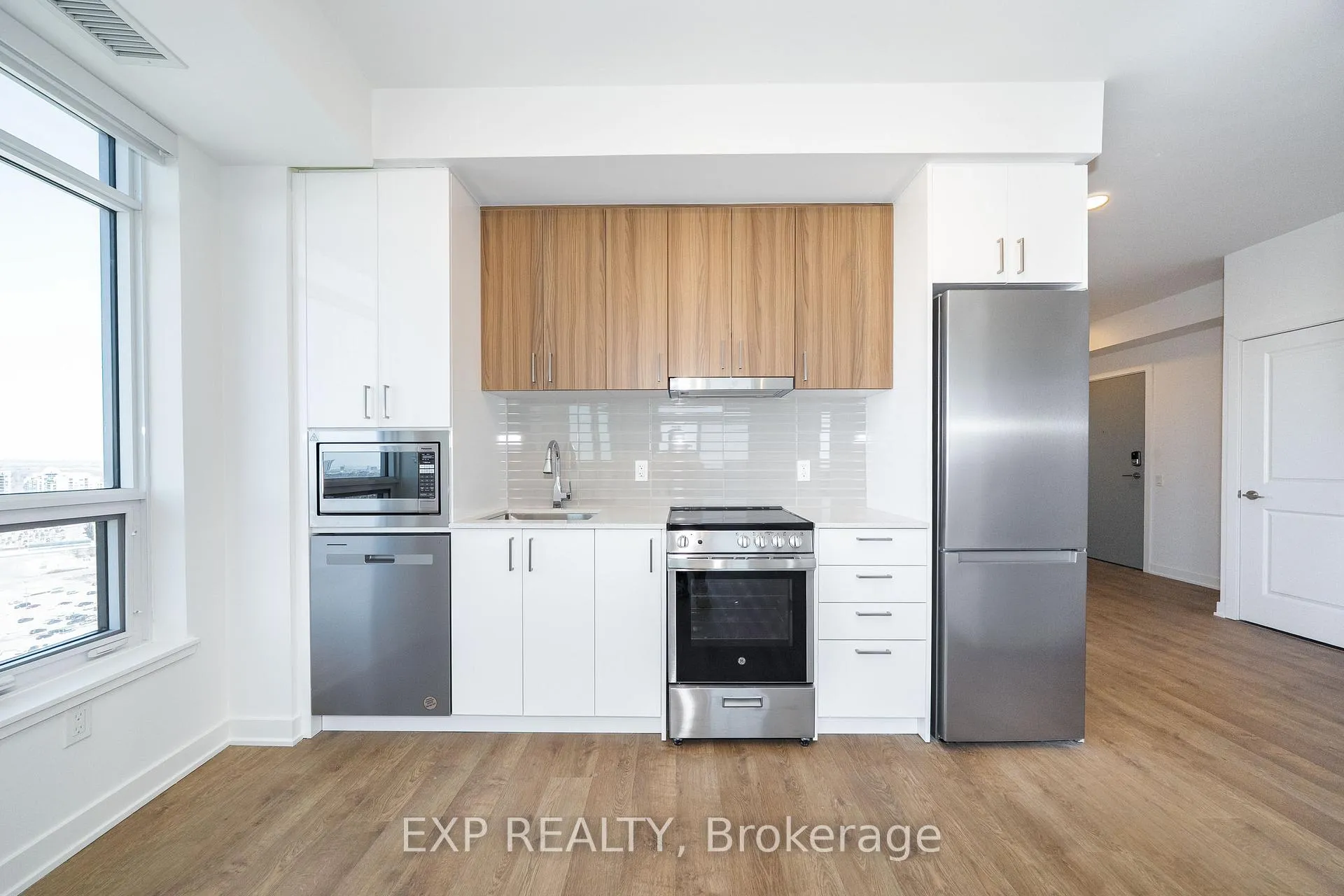 Photo 17 of Unit A2205, 30 Upper Mall Way, Vaughan, Brownridge — HOMEH