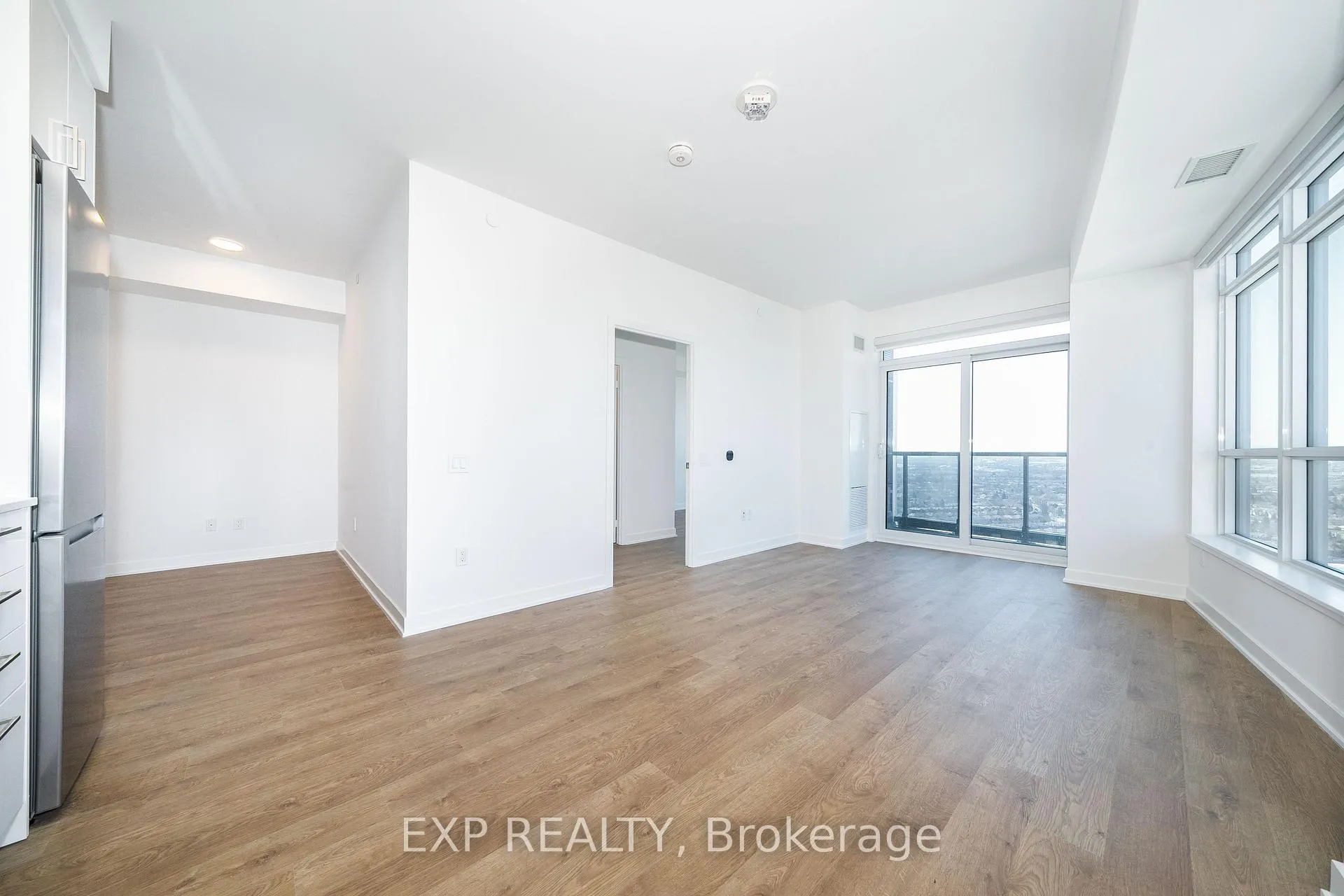 Photo 19 of Unit A2205, 30 Upper Mall Way, Vaughan, Brownridge — HOMEH