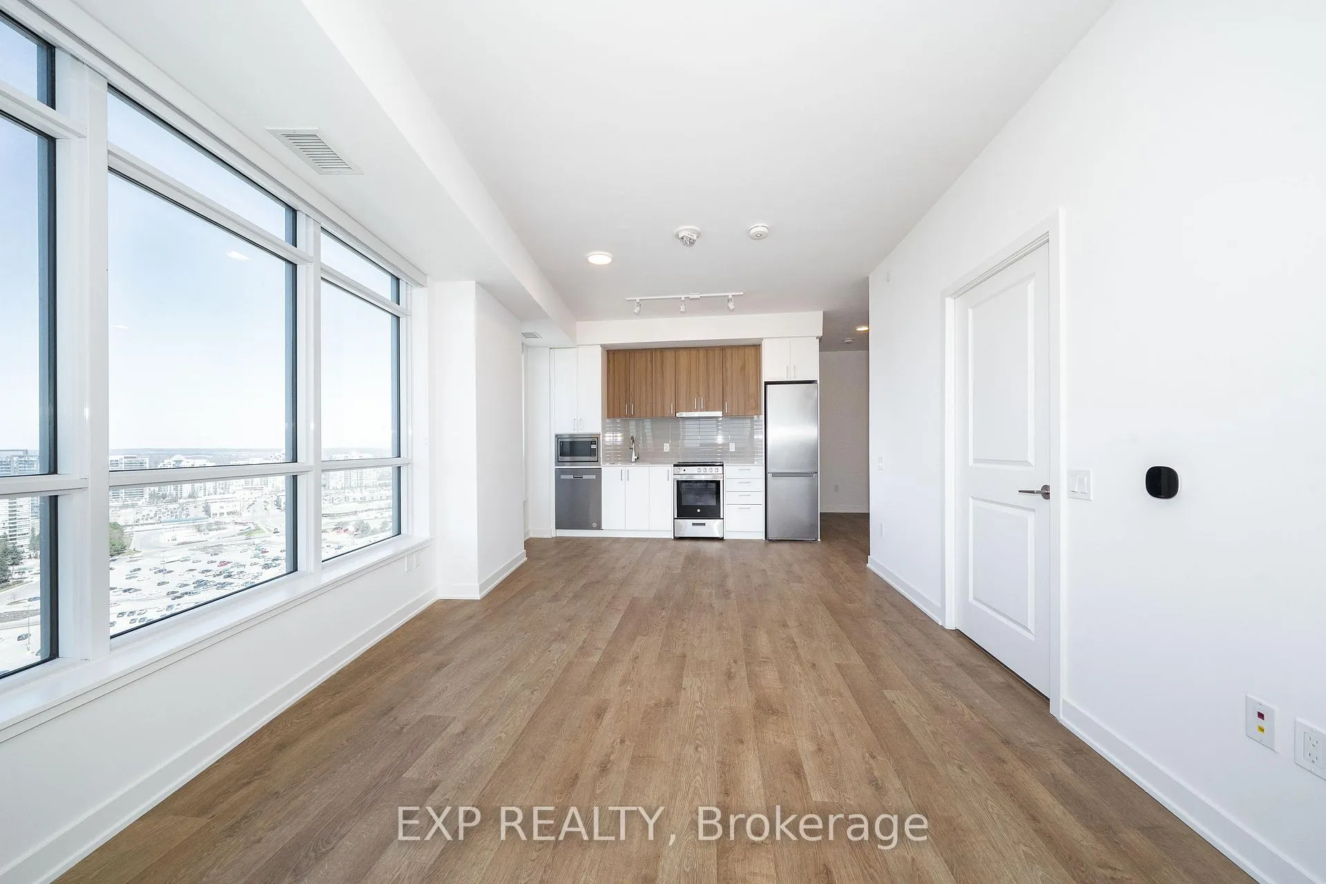 Photo 21 of Unit A2205, 30 Upper Mall Way, Vaughan, Brownridge — HOMEH