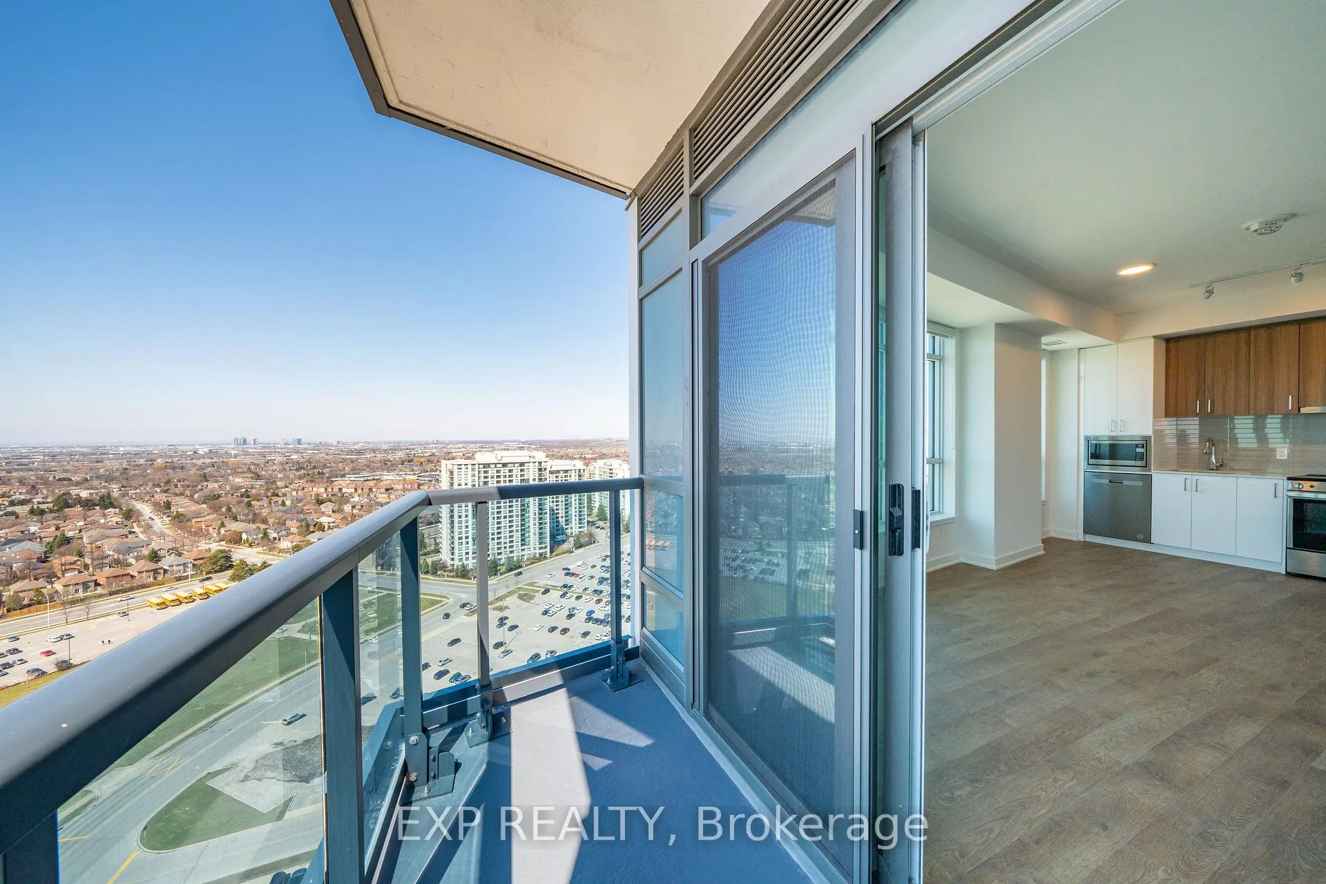 Photo 30 of Unit A2205, 30 Upper Mall Way, Vaughan, Brownridge — HOMEH
