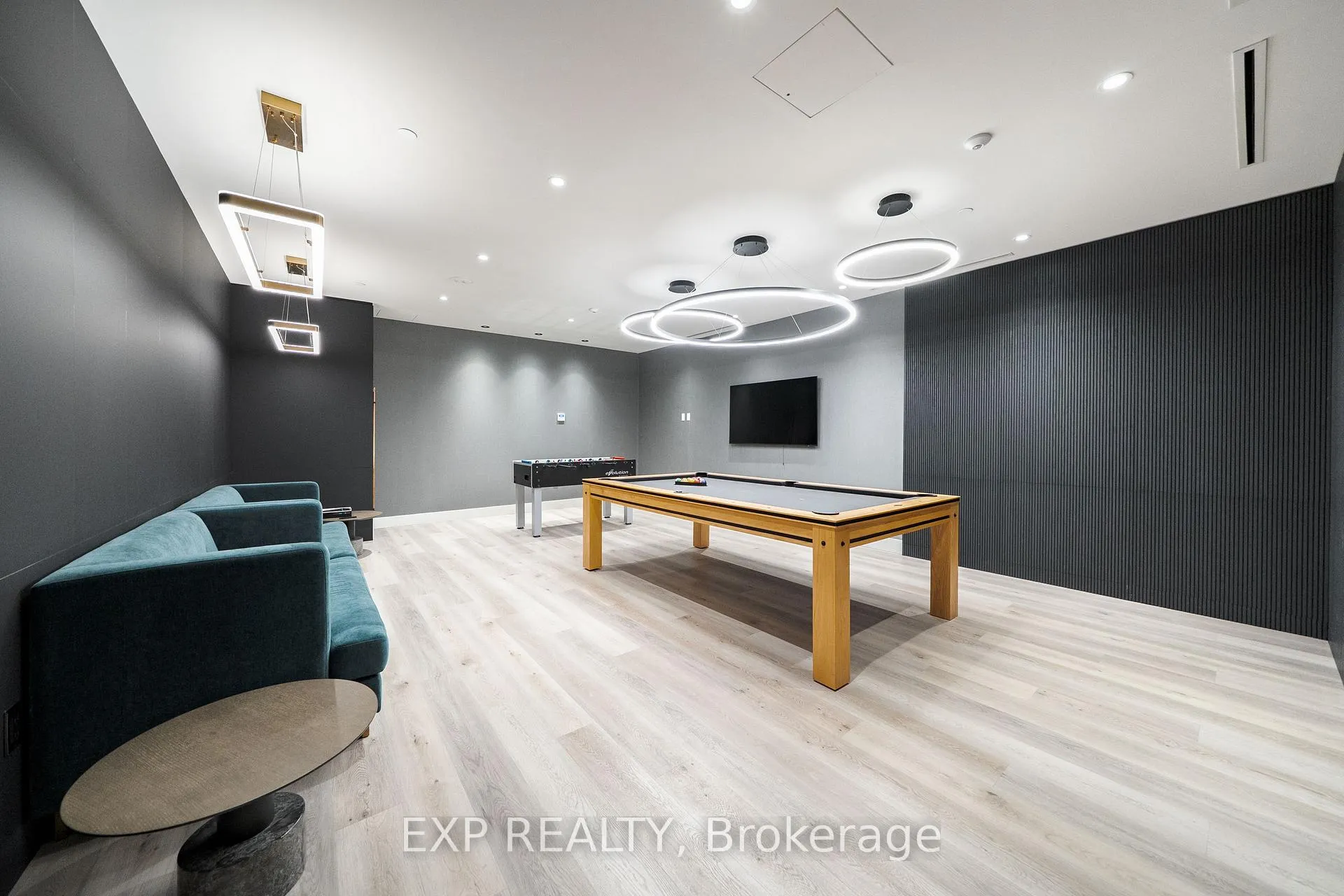 Photo 40 of Unit A2205, 30 Upper Mall Way, Vaughan, Brownridge — HOMEH