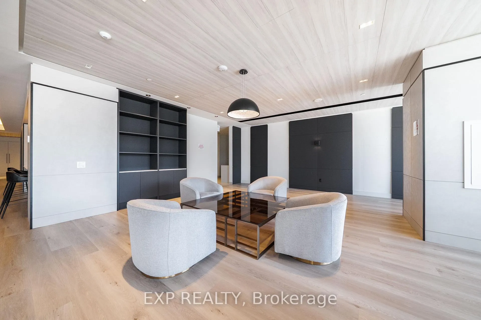 Photo 44 of Unit A2205, 30 Upper Mall Way, Vaughan, Brownridge — HOMEH
