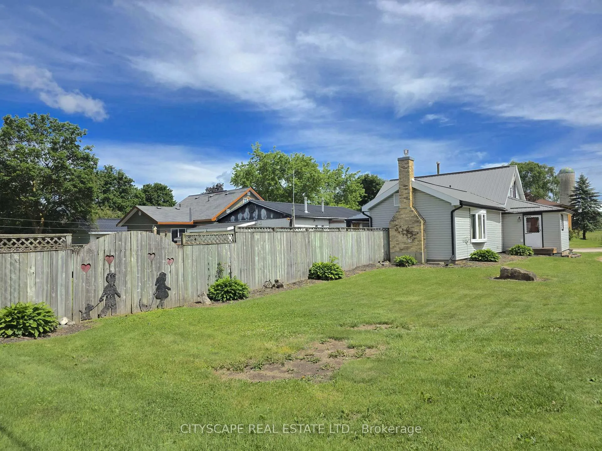 Photo 6 of 64 George Street S, Minto — HOMEH