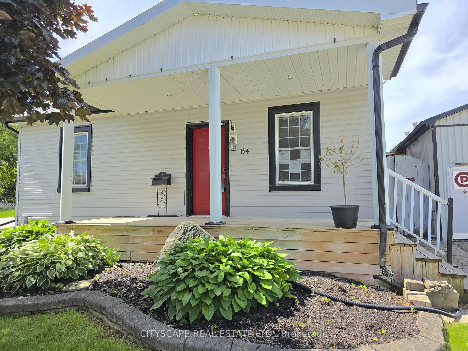 Photo 8 of 64 George Street S, Minto — HOMEH