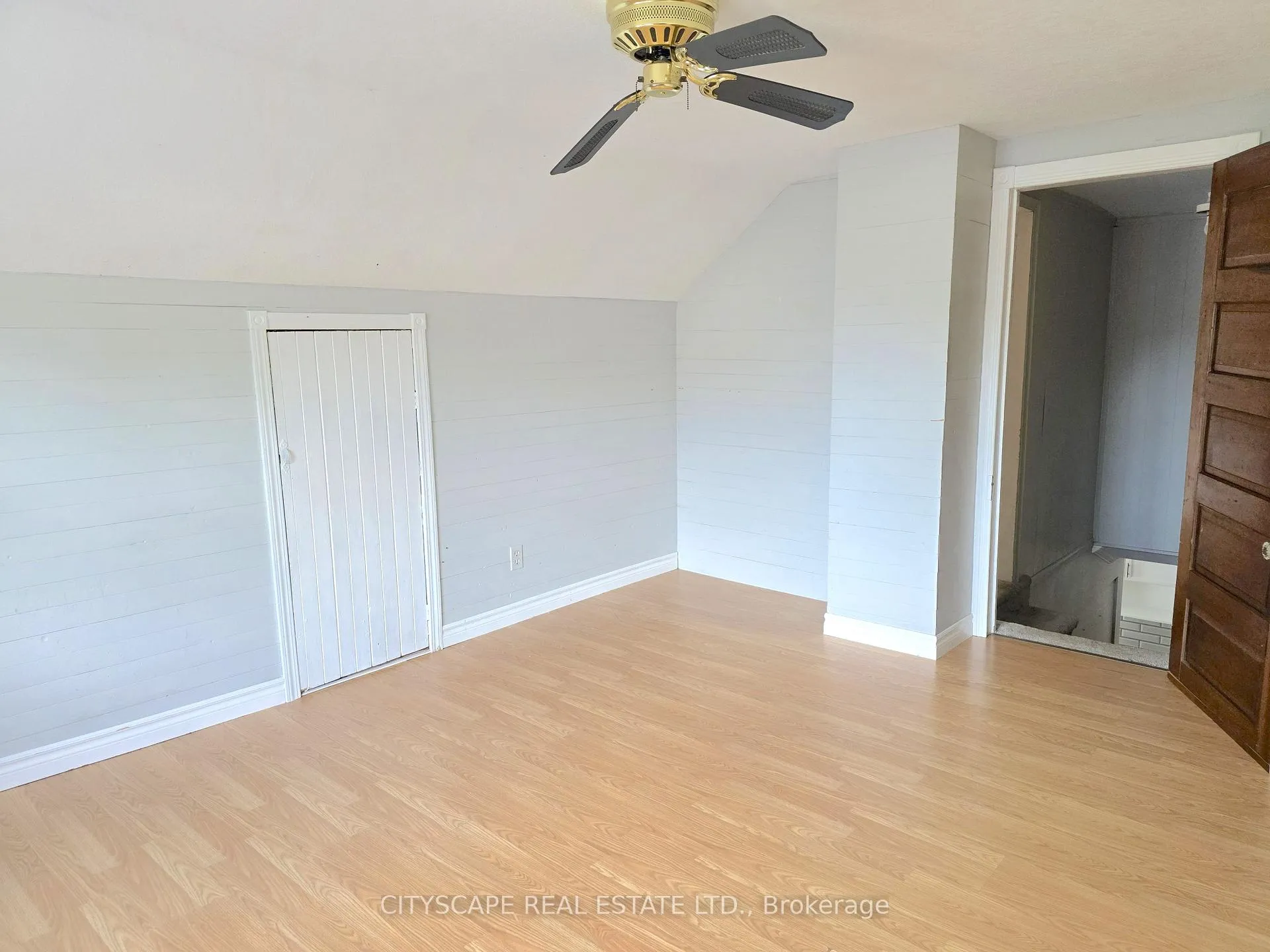 Photo 27 of 64 George Street S, Minto — HOMEH