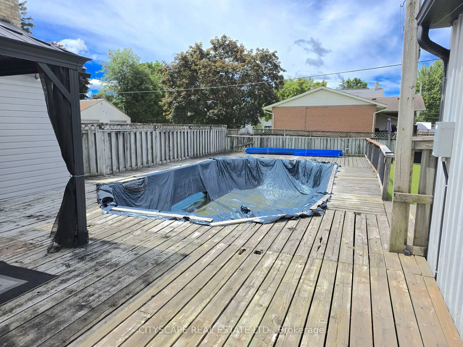 Photo 34 of 64 George Street S, Minto — HOMEH