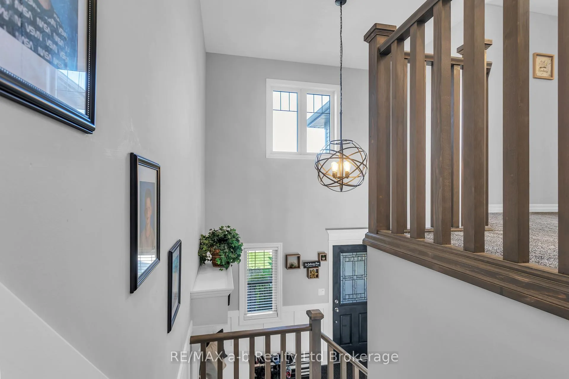 Photo 5 of 7 Arnold Street, Tillsonburg — HOMEH
