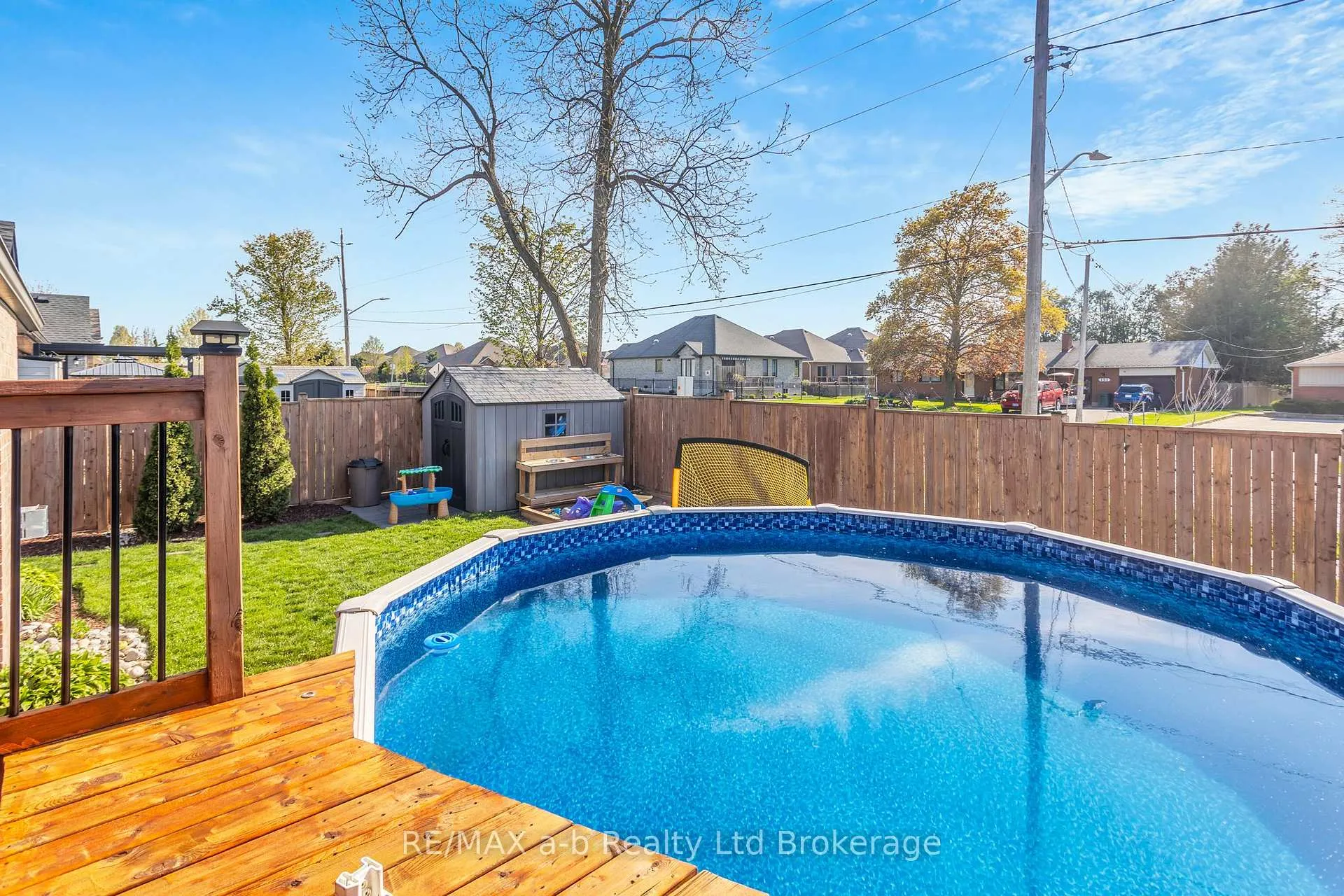 Photo 33 of 7 Arnold Street, Tillsonburg — HOMEH