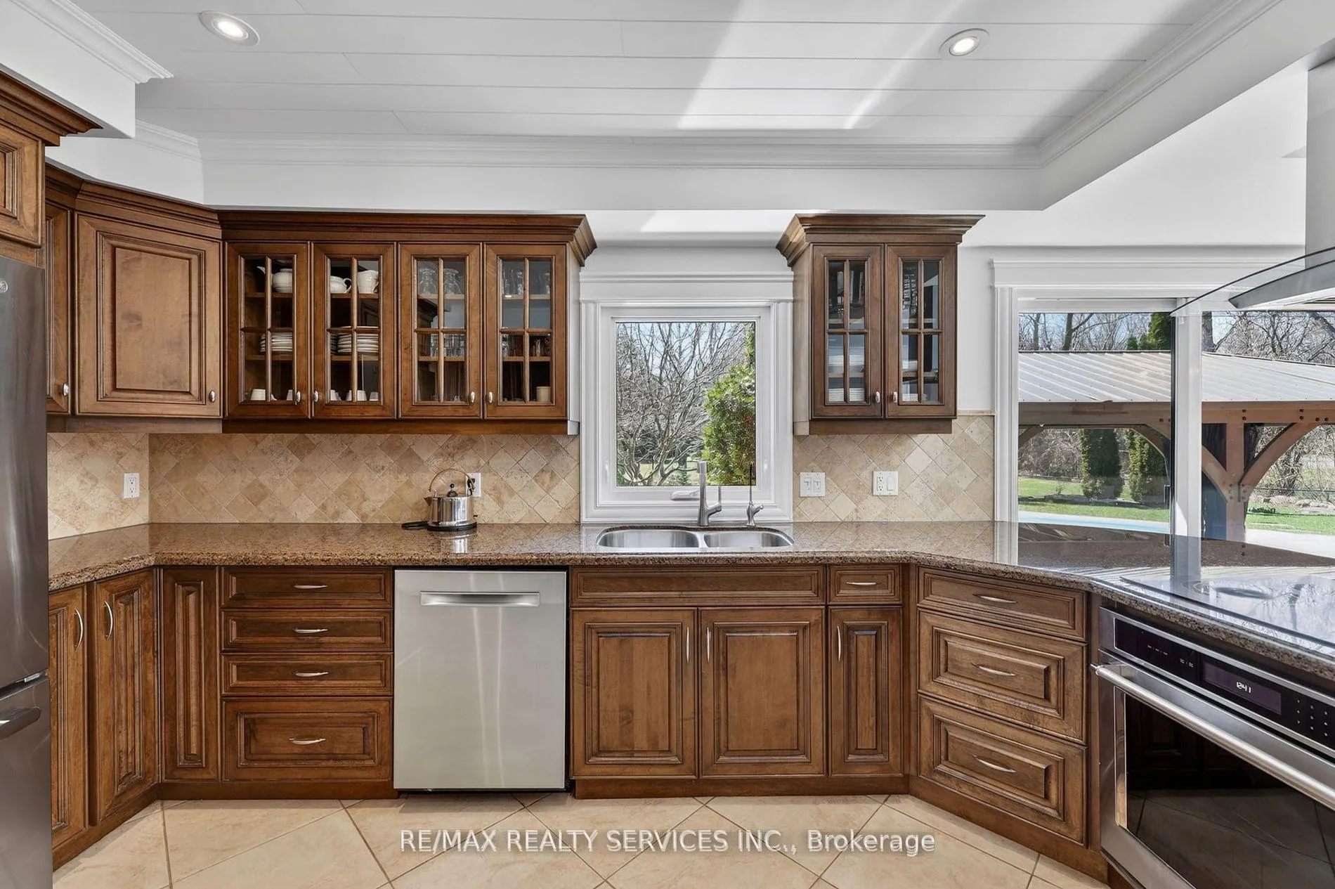Photo 9 of 12 Glenn Court, Caledon, Rural Caledon — HOMEH