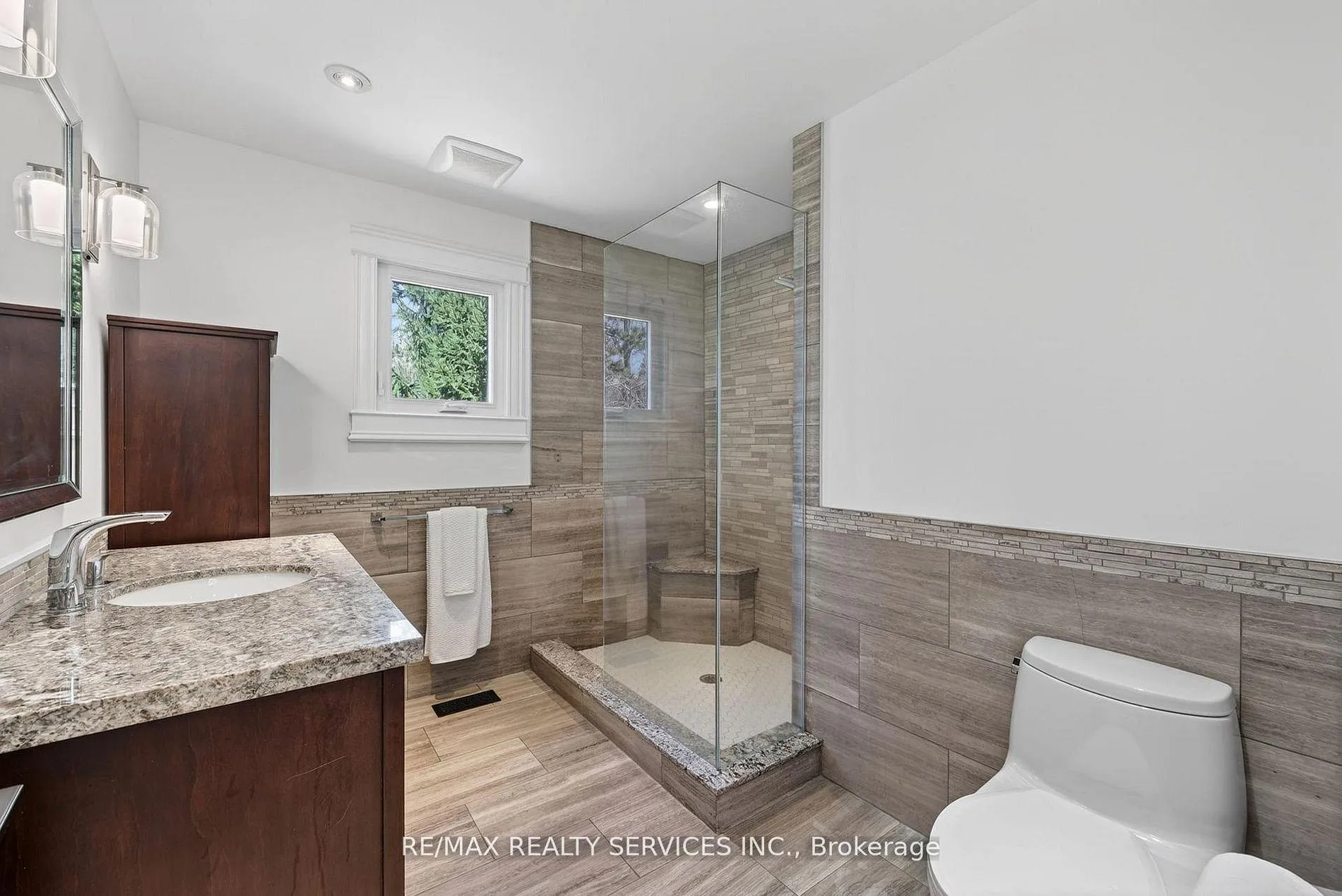 Photo 21 of 12 Glenn Court, Caledon, Rural Caledon — HOMEH