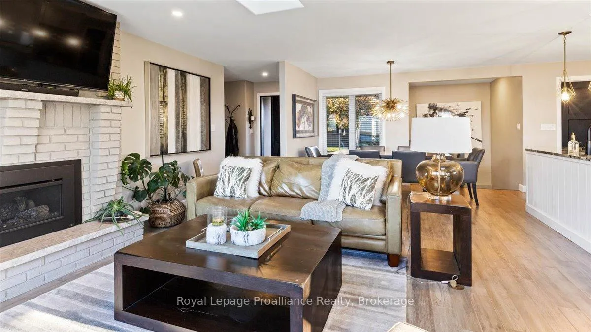 Photo 14 of 2728 County Road 3, Prince Edward County, Ameliasburg Ward — HOMEH