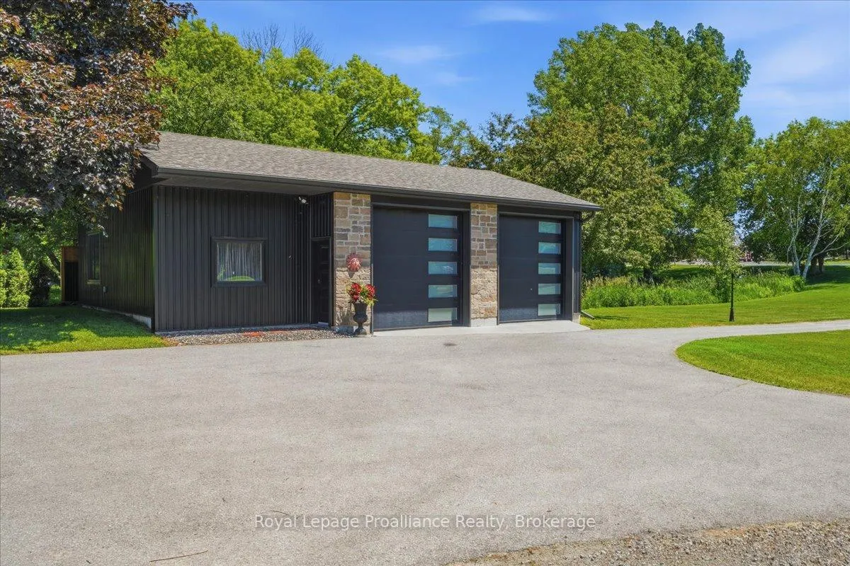 Photo 34 of 2728 County Road 3, Prince Edward County, Ameliasburg Ward — HOMEH