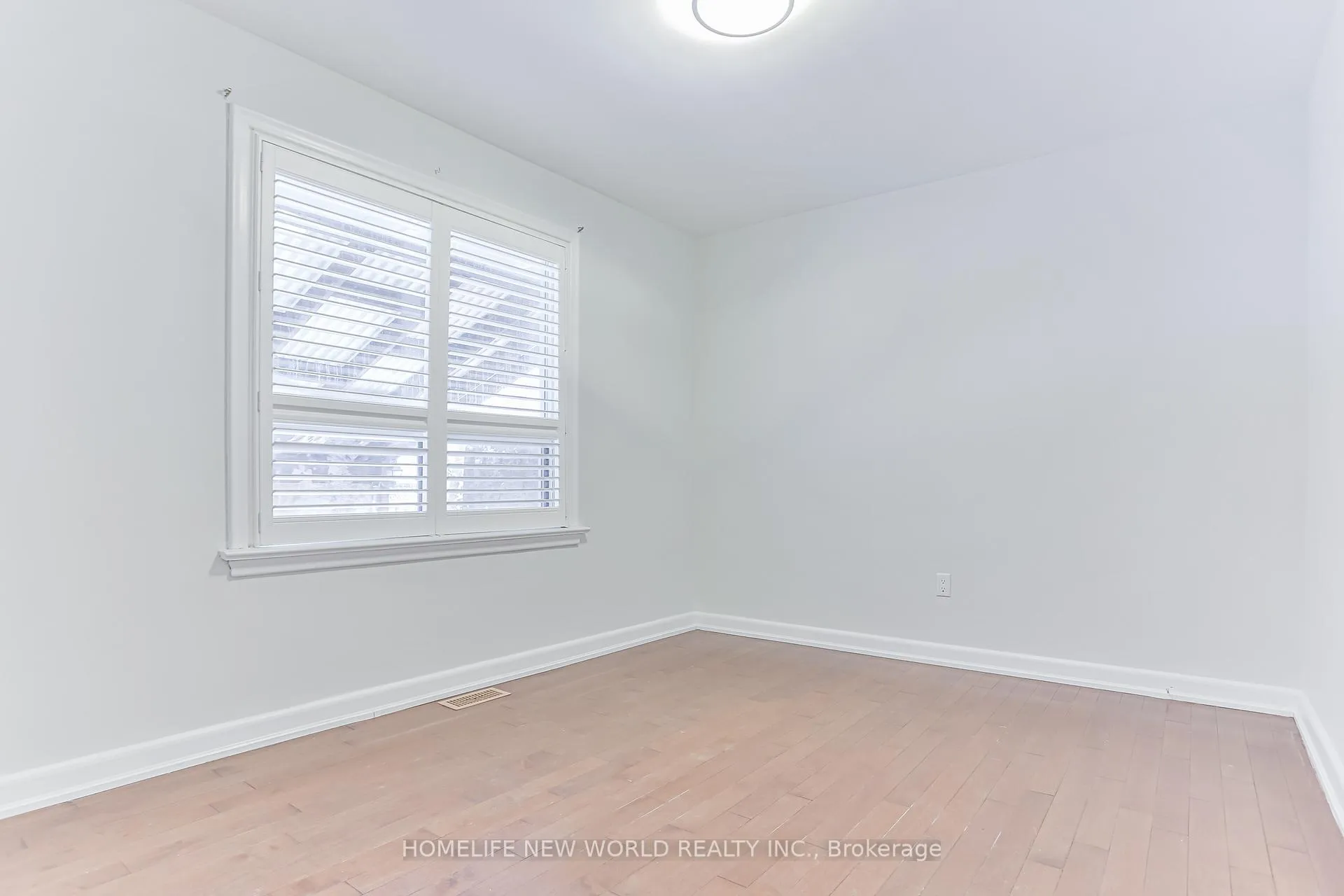Photo 9 of 3 Erlesmere Avenue, Brampton, Brampton East — HOMEH