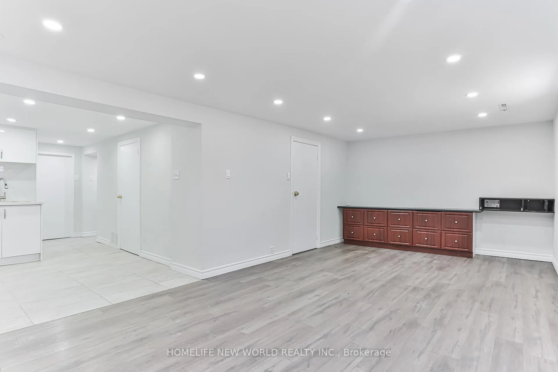 Photo 12 of 3 Erlesmere Avenue, Brampton, Brampton East — HOMEH