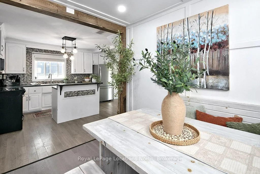 Photo 11 of 1867 5th Avenue E, Owen Sound — HOMEH