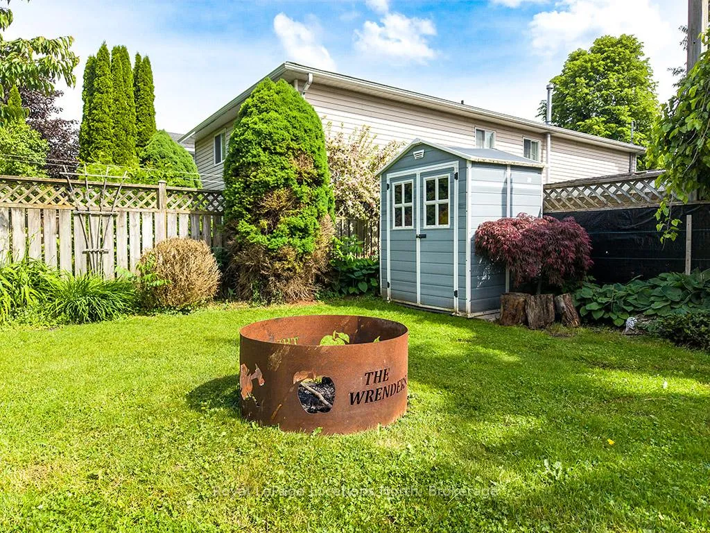Photo 25 of 1867 5th Avenue E, Owen Sound — HOMEH