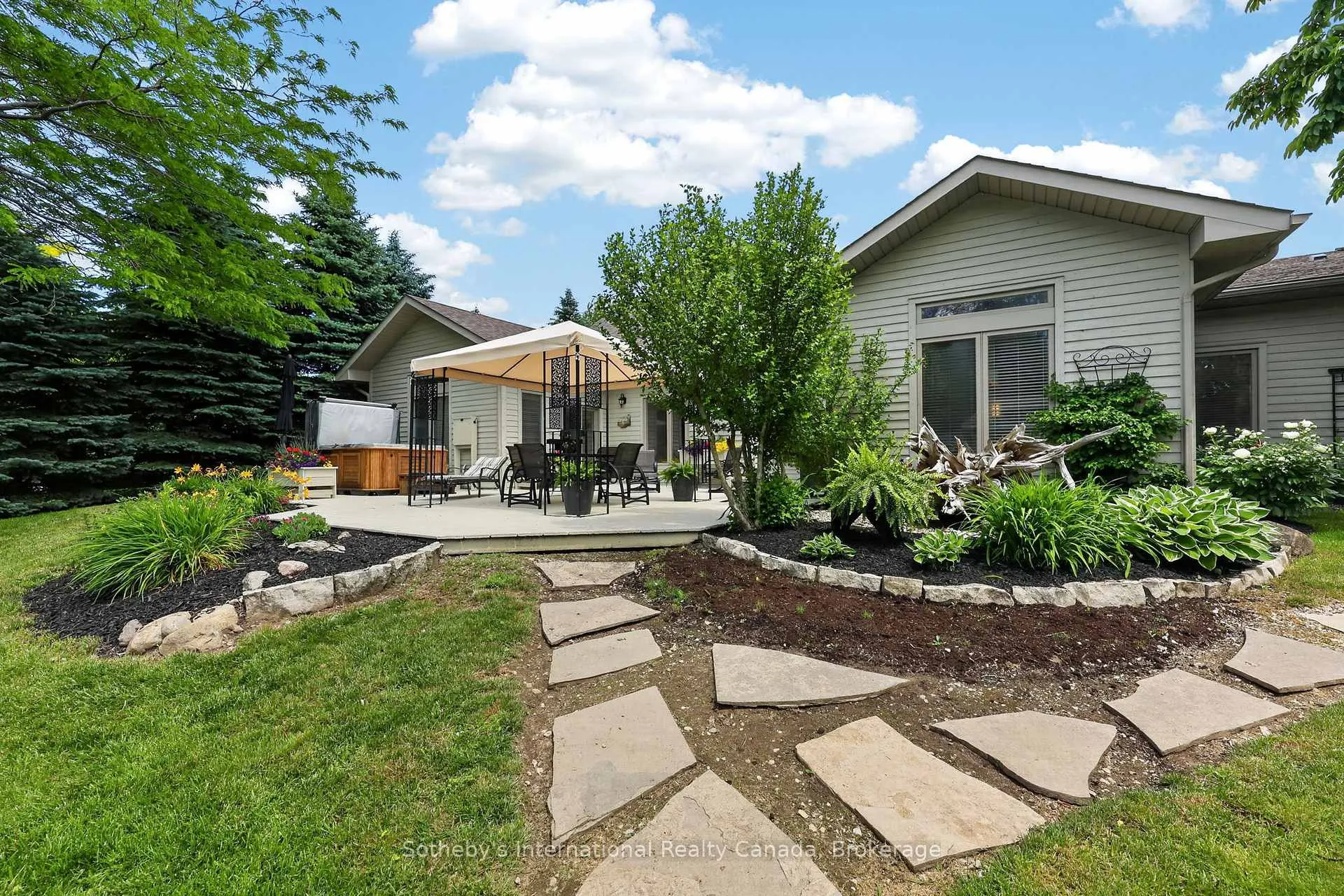 Photo 40 of 2 Evergreen Road, Collingwood — HOMEH