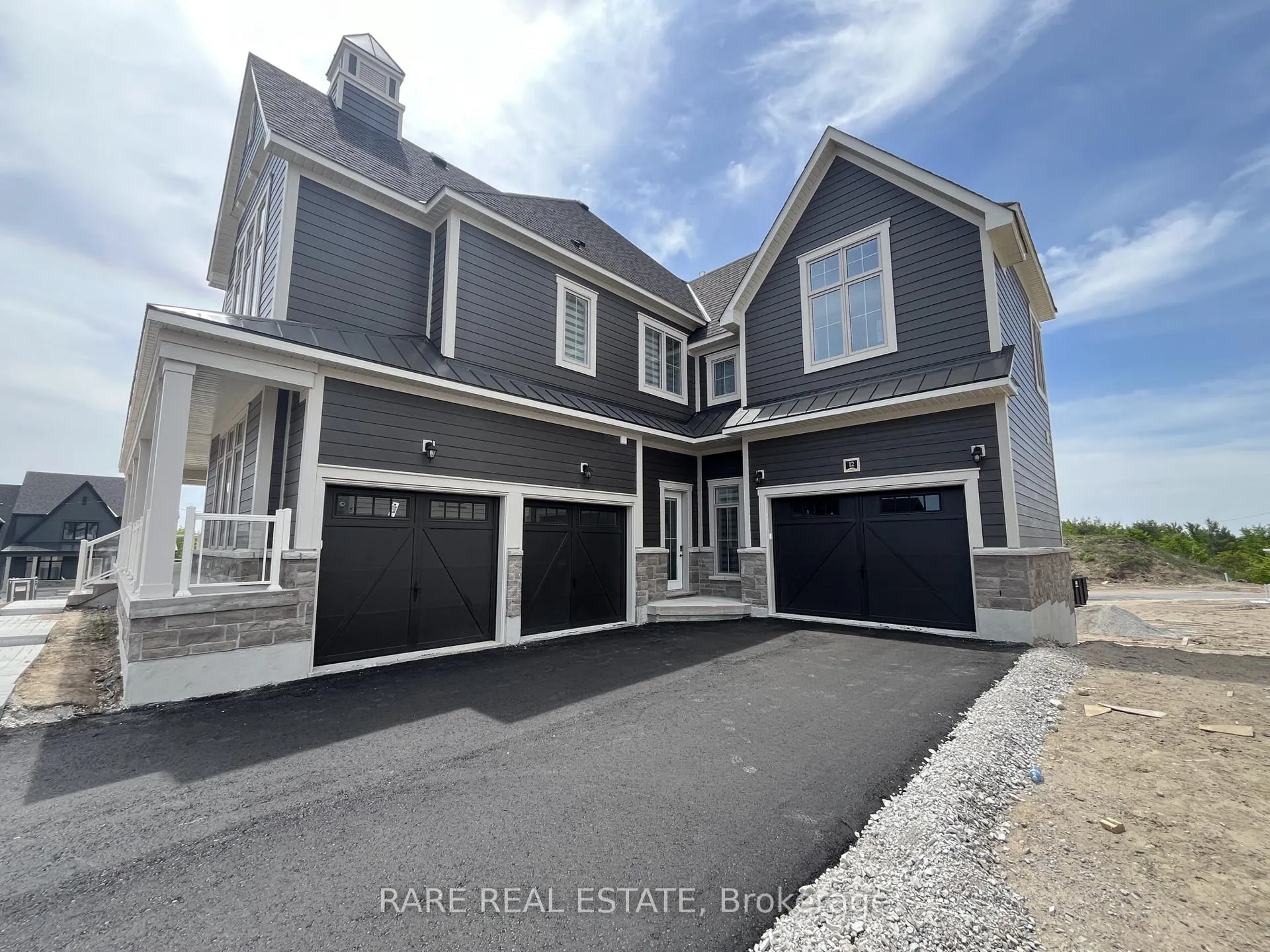 Photo 1 of 12 Vinnicombe Drive, Oro-Medonte, Rural Oro-Medonte — HOMEH
