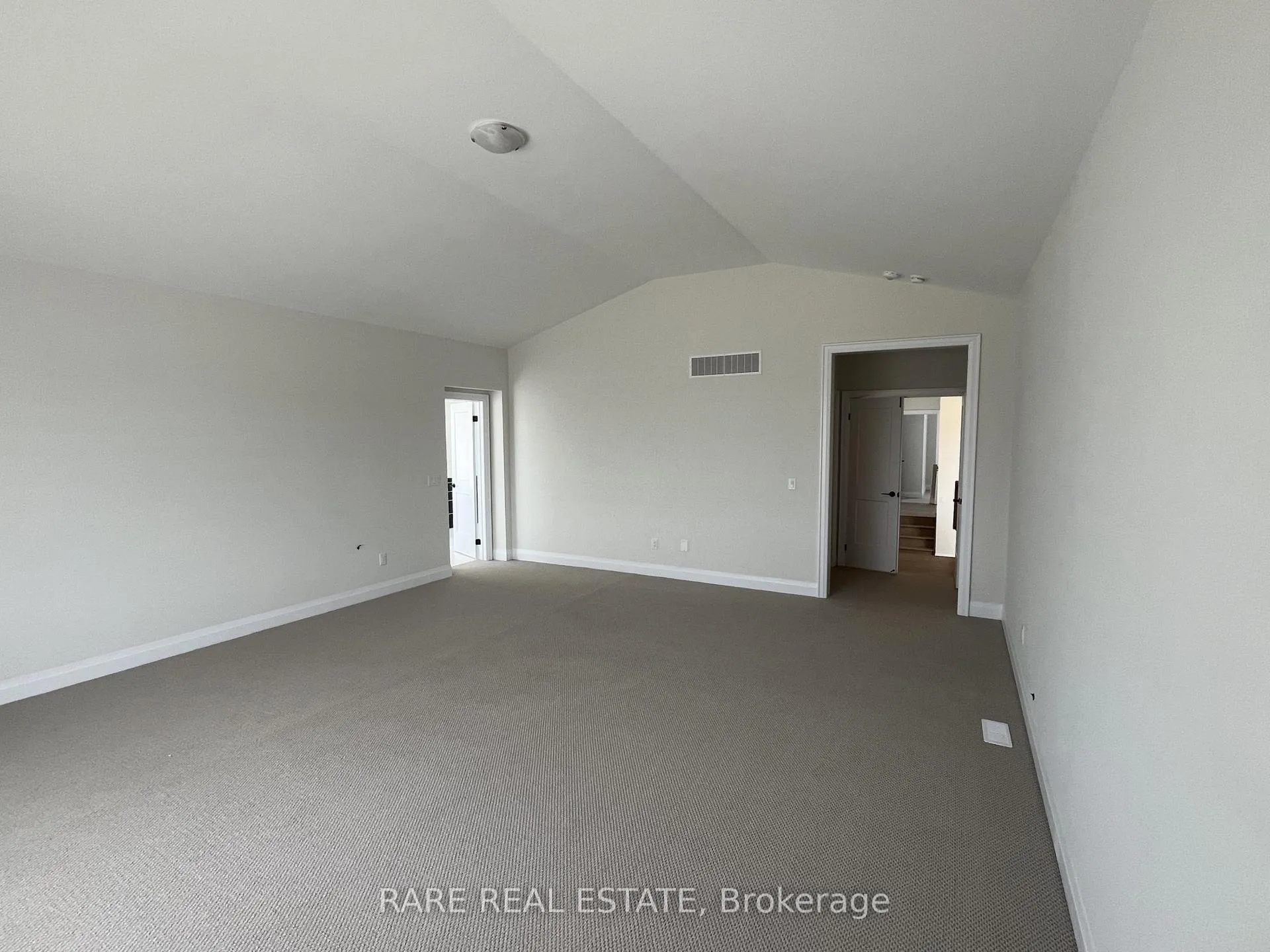 Photo 8 of 12 Vinnicombe Drive, Oro-Medonte, Rural Oro-Medonte — HOMEH