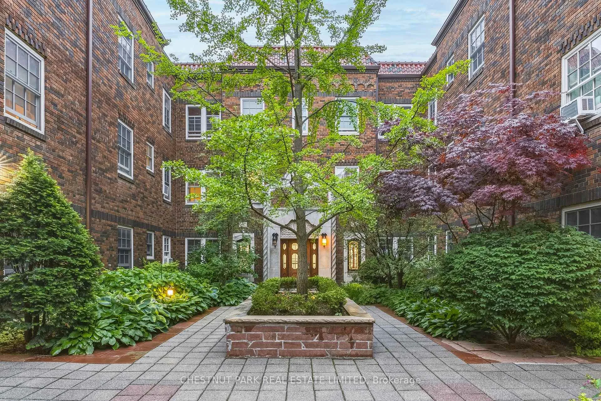 Photo 1 of Unit 303, 480 Oriole Parkway, Toronto, Yonge-Eglinton — HOMEH