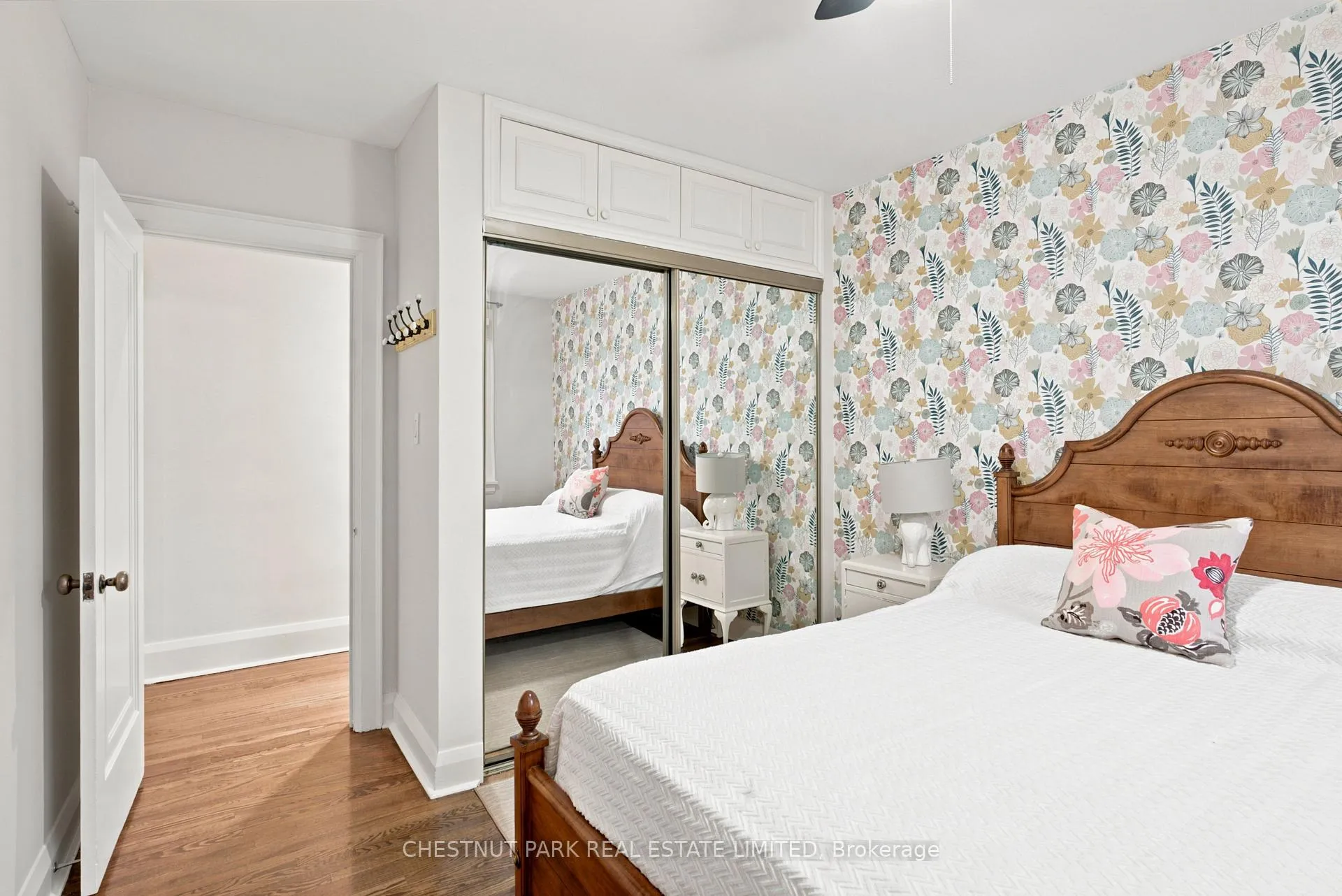 Photo 16 of Unit 303, 480 Oriole Parkway, Toronto, Yonge-Eglinton — HOMEH