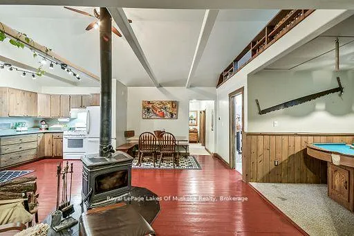 Photo 11 of 1005 Kirby's Beach Road, Bracebridge, Muskoka (N) — HOMEH