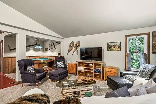 Photo 21 of 1005 Kirby's Beach Road, Bracebridge, Muskoka (N) — HOMEH