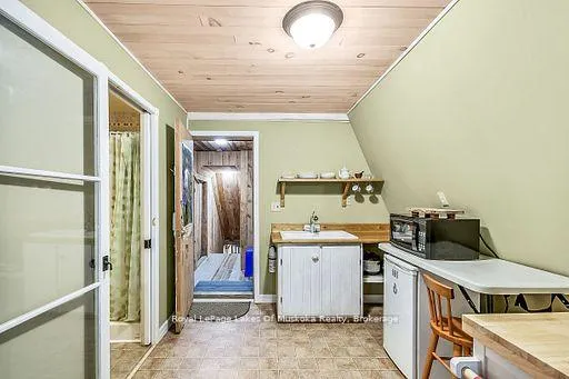 Photo 34 of 1005 Kirby's Beach Road, Bracebridge, Muskoka (N) — HOMEH