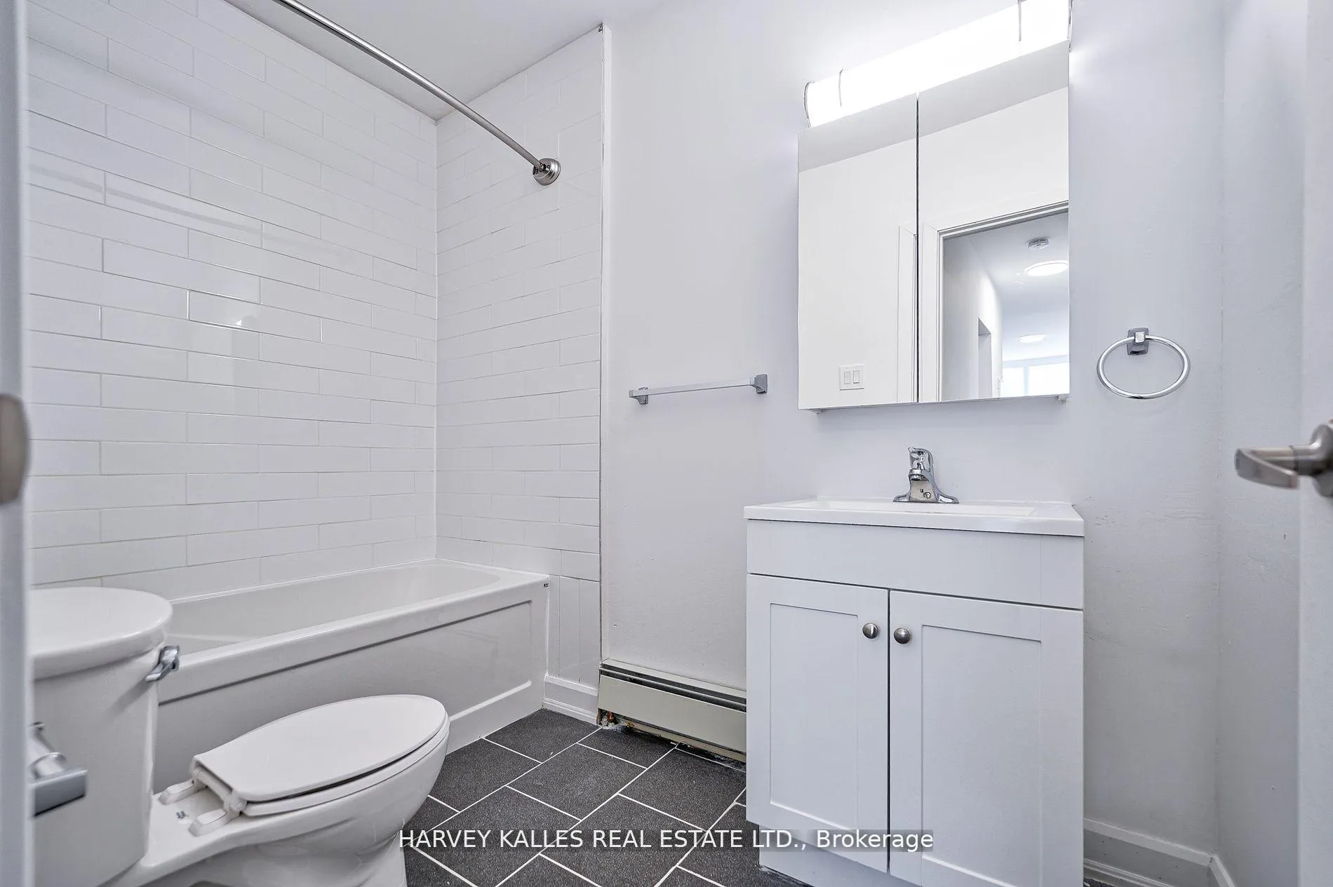 Photo 16 of Unit Unit 1, 1046 Bathurst Street, Toronto, The Annex — HOMEH
