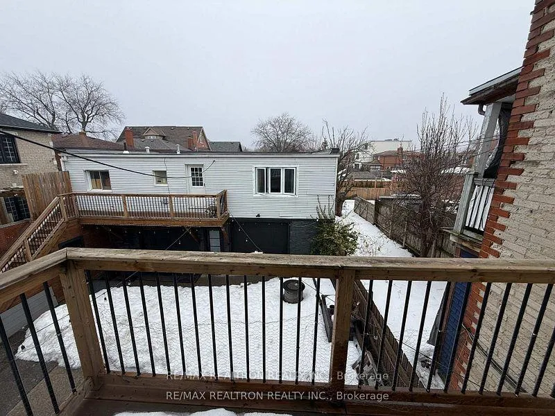 Photo 7 of Unit 2, 331 Oakwood Avenue, Toronto, Oakwood Village — HOMEH