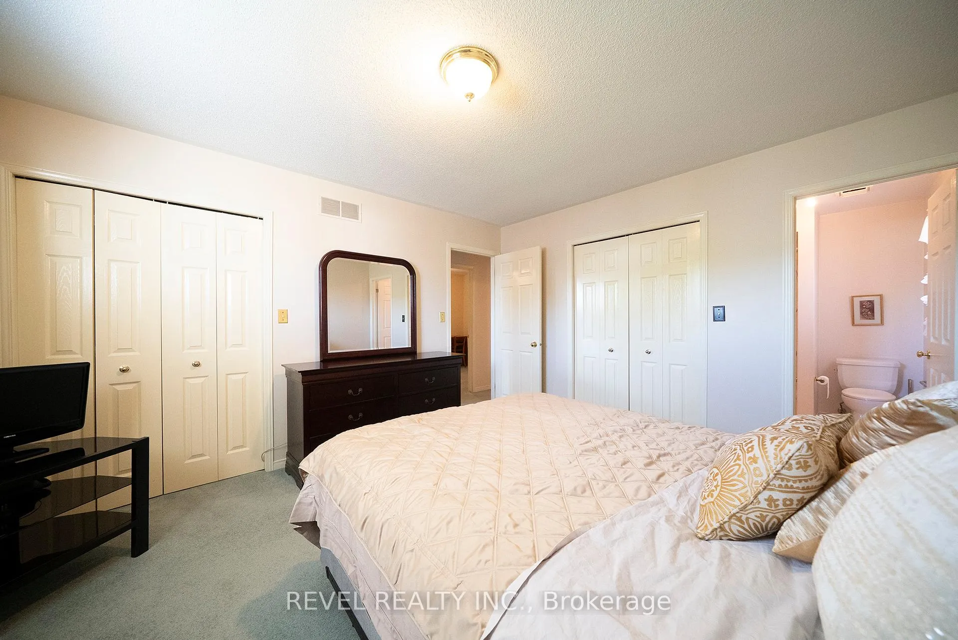 Photo 14 of 23 Trillium Way, Brantford — HOMEH