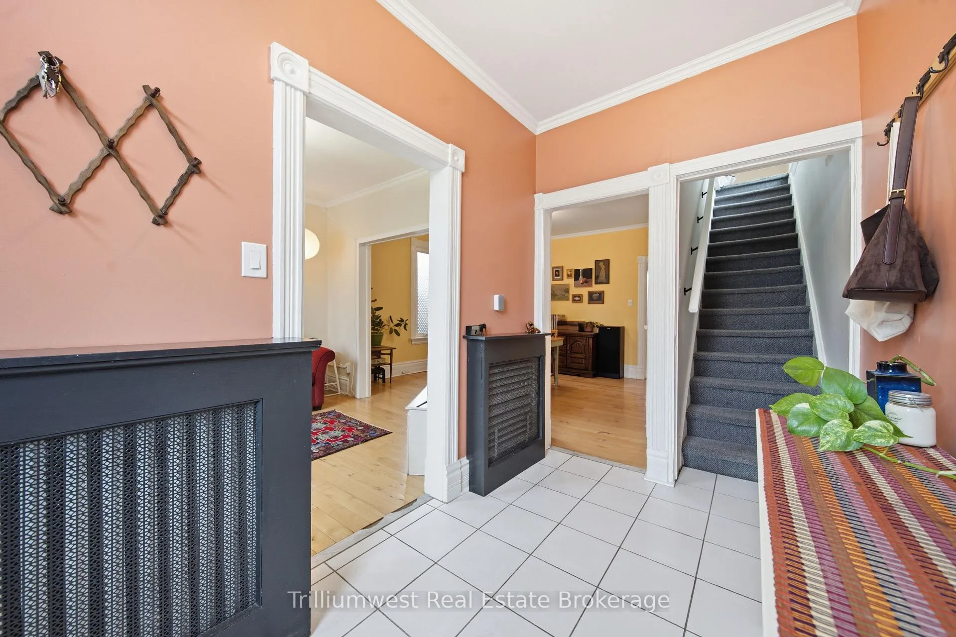 Photo 6 of 46 Manitoba Street, Guelph, St. Patrick's Ward — HOMEH
