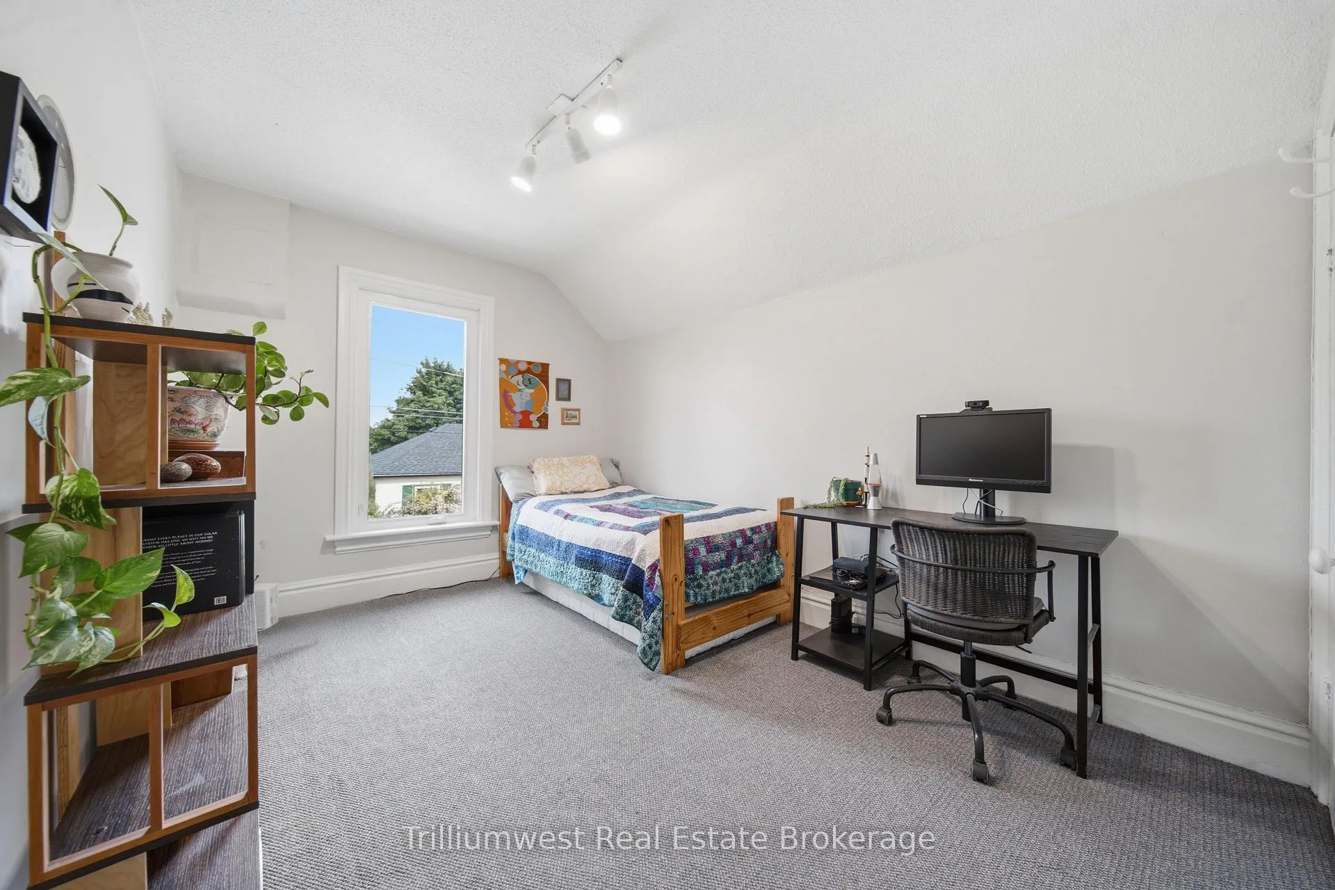 Photo 25 of 46 Manitoba Street, Guelph, St. Patrick's Ward — HOMEH