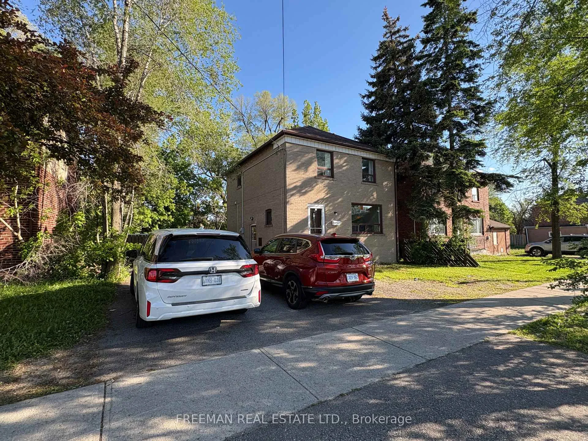 Photo 2 of 535 Lawrence Avenue W, Toronto, Englemount-Lawrence — HOMEH