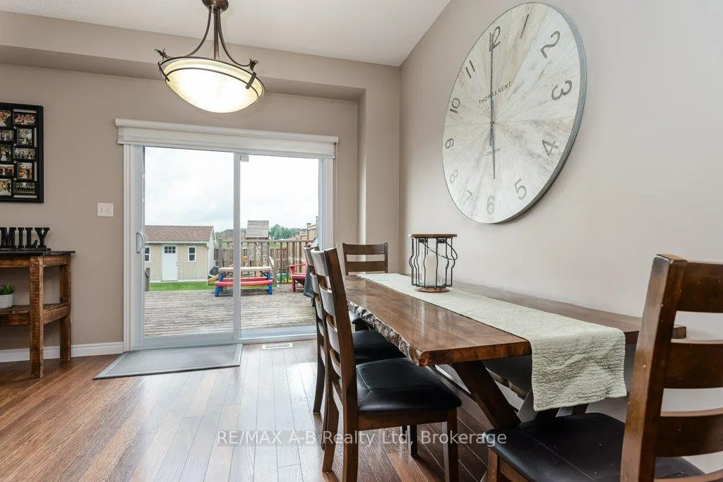 Photo 19 of 44 Brown Street, Stratford — HOMEH