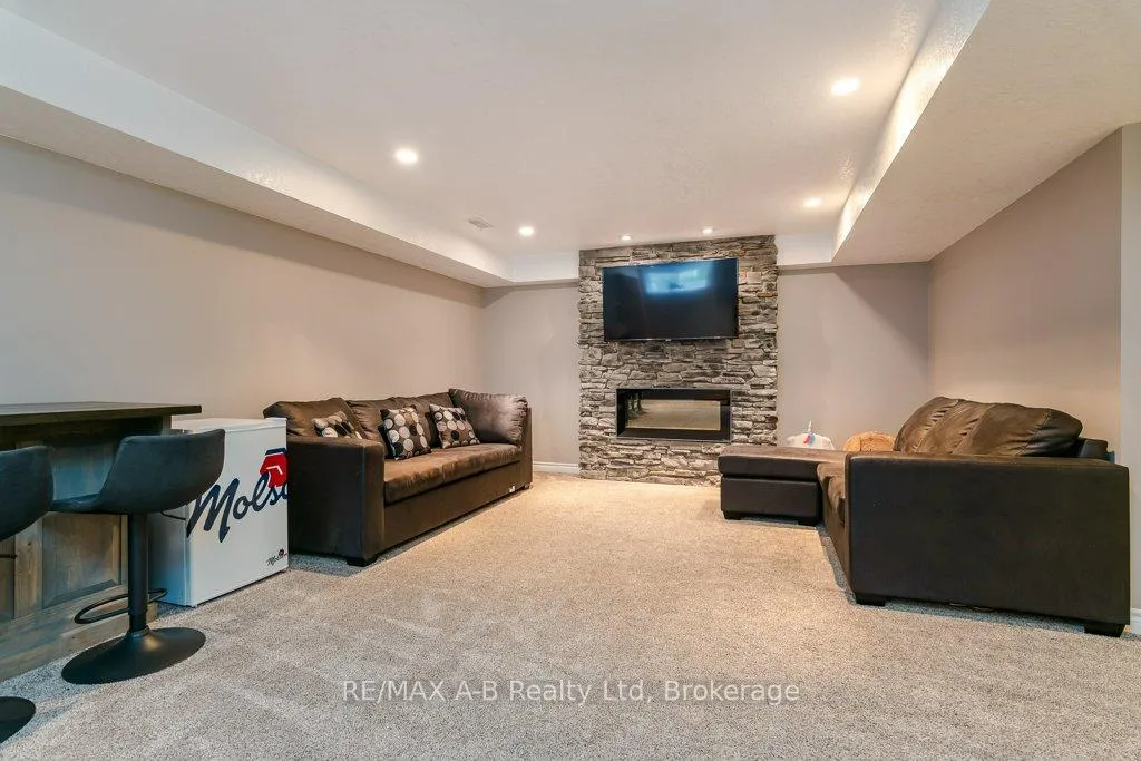 Photo 31 of 44 Brown Street, Stratford — HOMEH