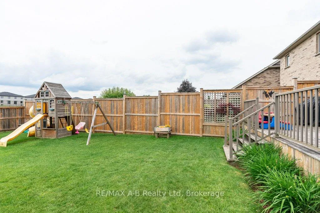Photo 37 of 44 Brown Street, Stratford — HOMEH