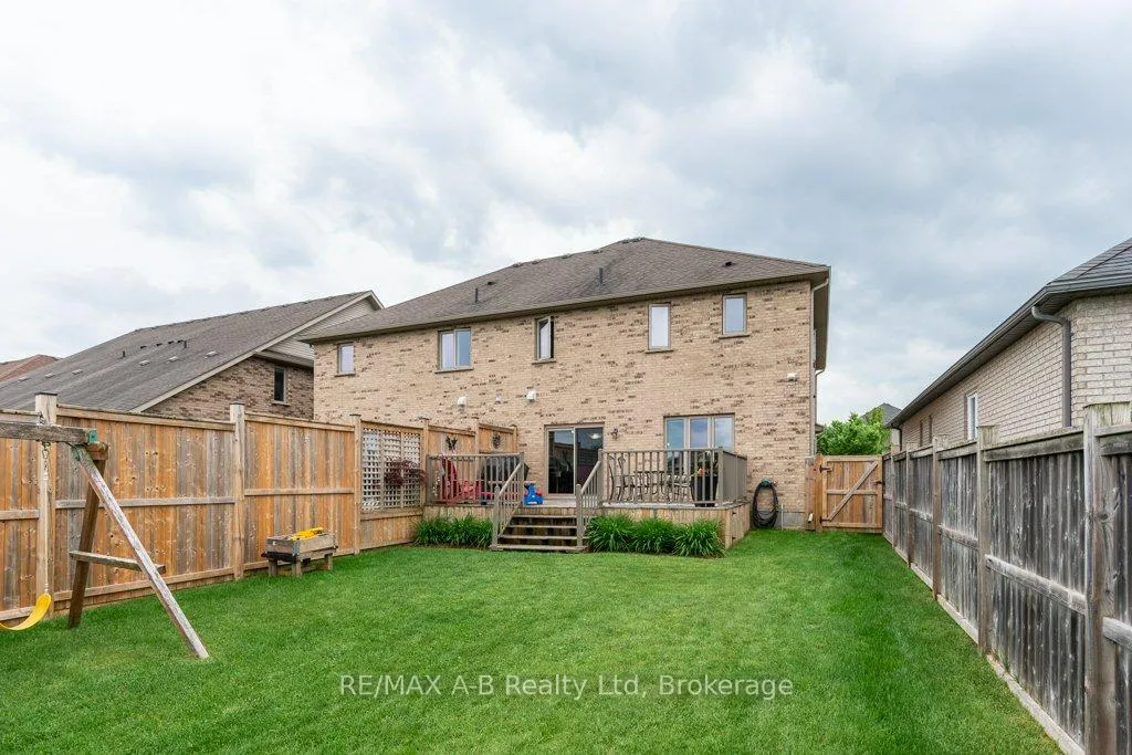 Photo 38 of 44 Brown Street, Stratford — HOMEH