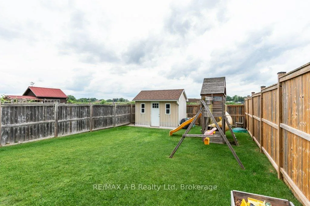 Photo 42 of 44 Brown Street, Stratford — HOMEH