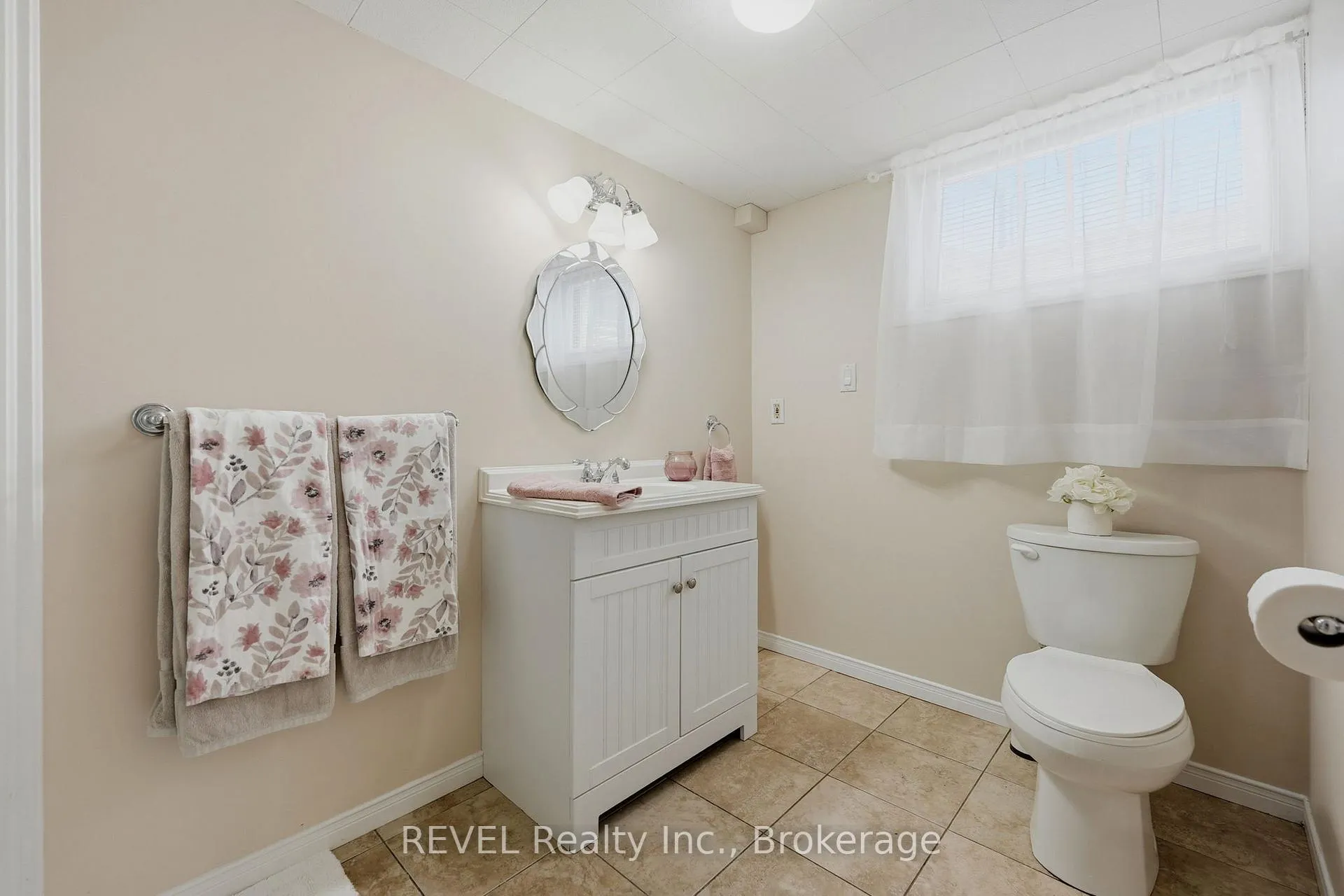 Photo 24 of 5 Greenhill Drive, Thorold, Thorold Downtown — HOMEH