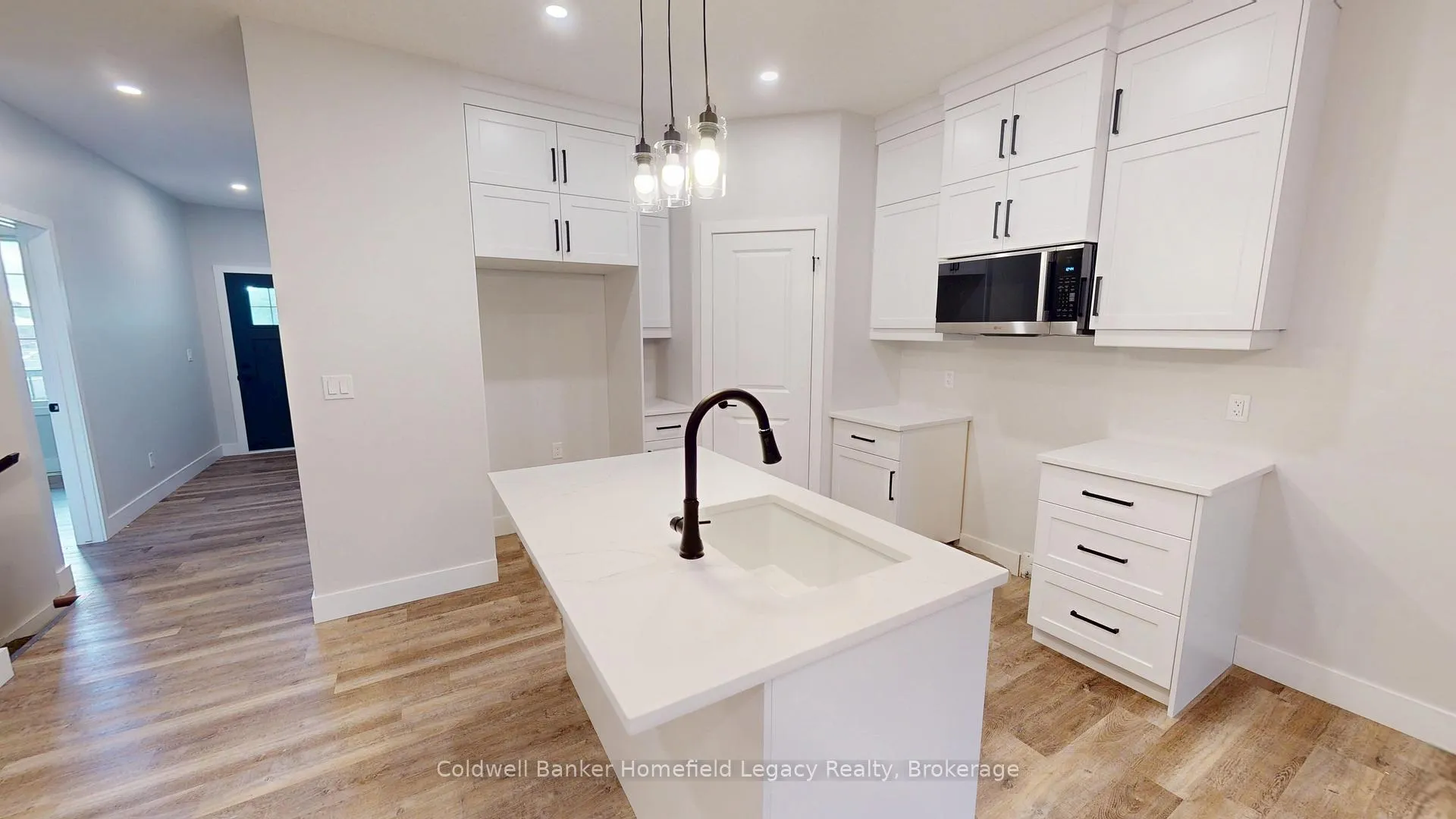 Photo 5 of Unit 9, 165 Egan Avenue, St. Marys — HOMEH