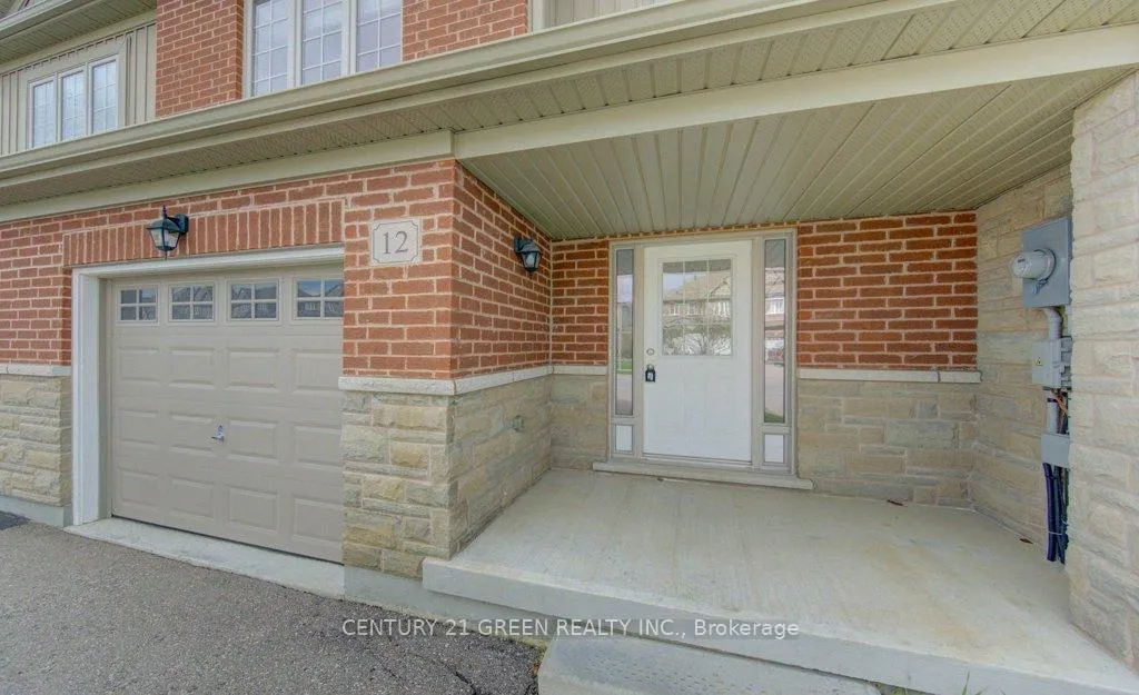 Photo 4 of 12 Freer Drive, North Dumfries — HOMEH