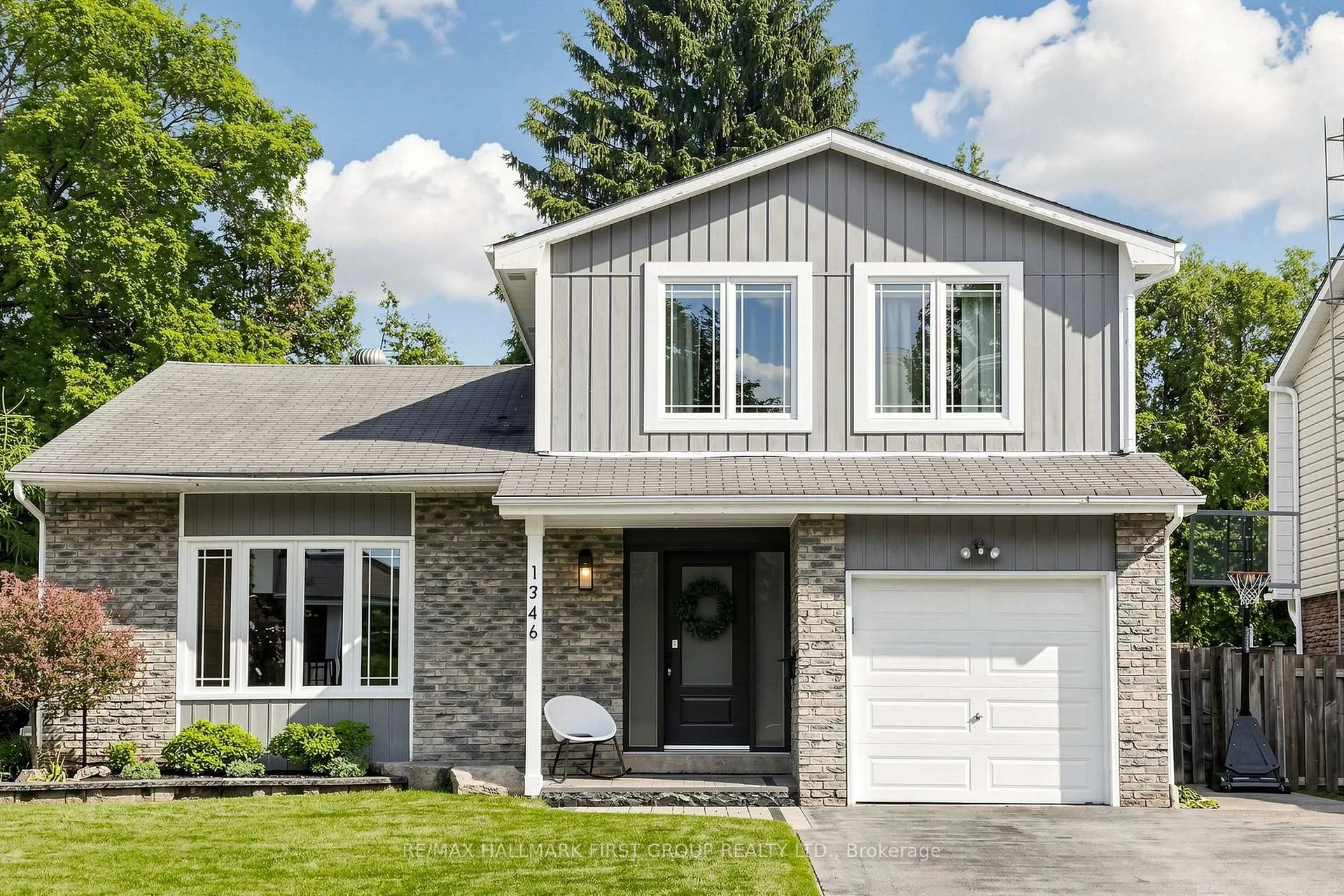 Photo 1 of 1746 Bronte Square, Pickering, Liverpool — HOMEH