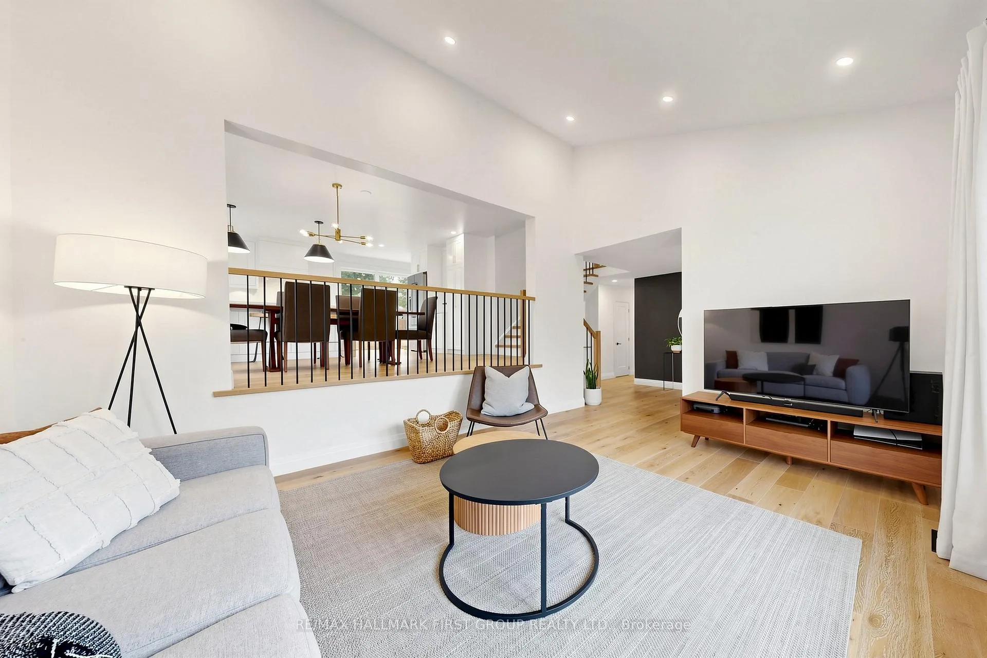 Photo 10 of 1746 Bronte Square, Pickering, Liverpool — HOMEH