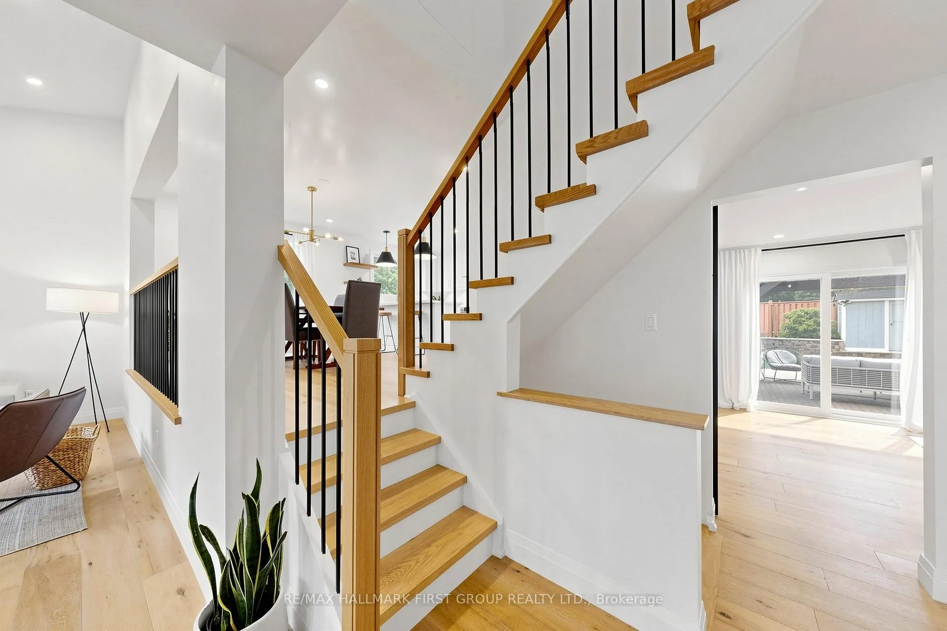 Photo 13 of 1746 Bronte Square, Pickering, Liverpool — HOMEH