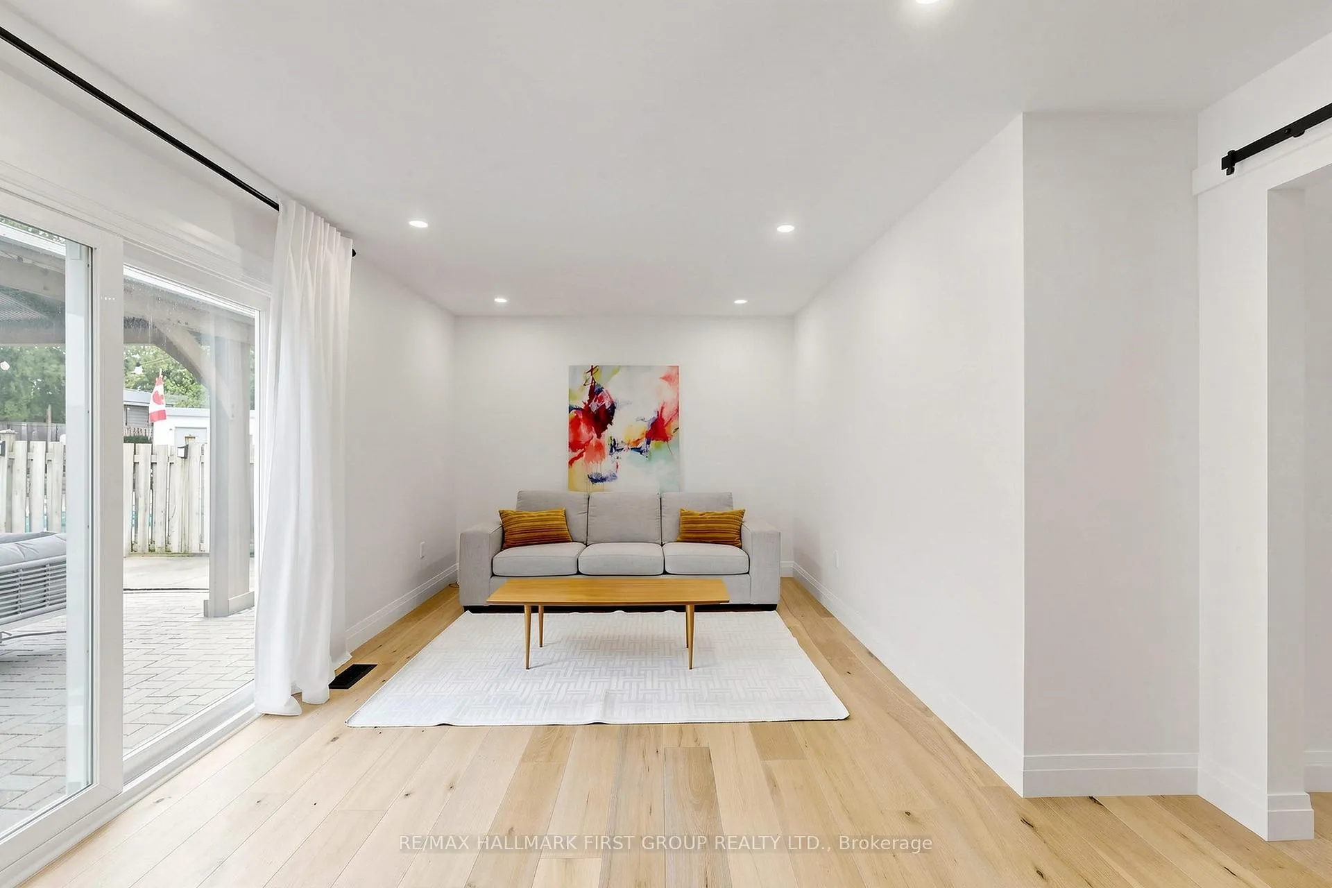 Photo 15 of 1746 Bronte Square, Pickering, Liverpool — HOMEH