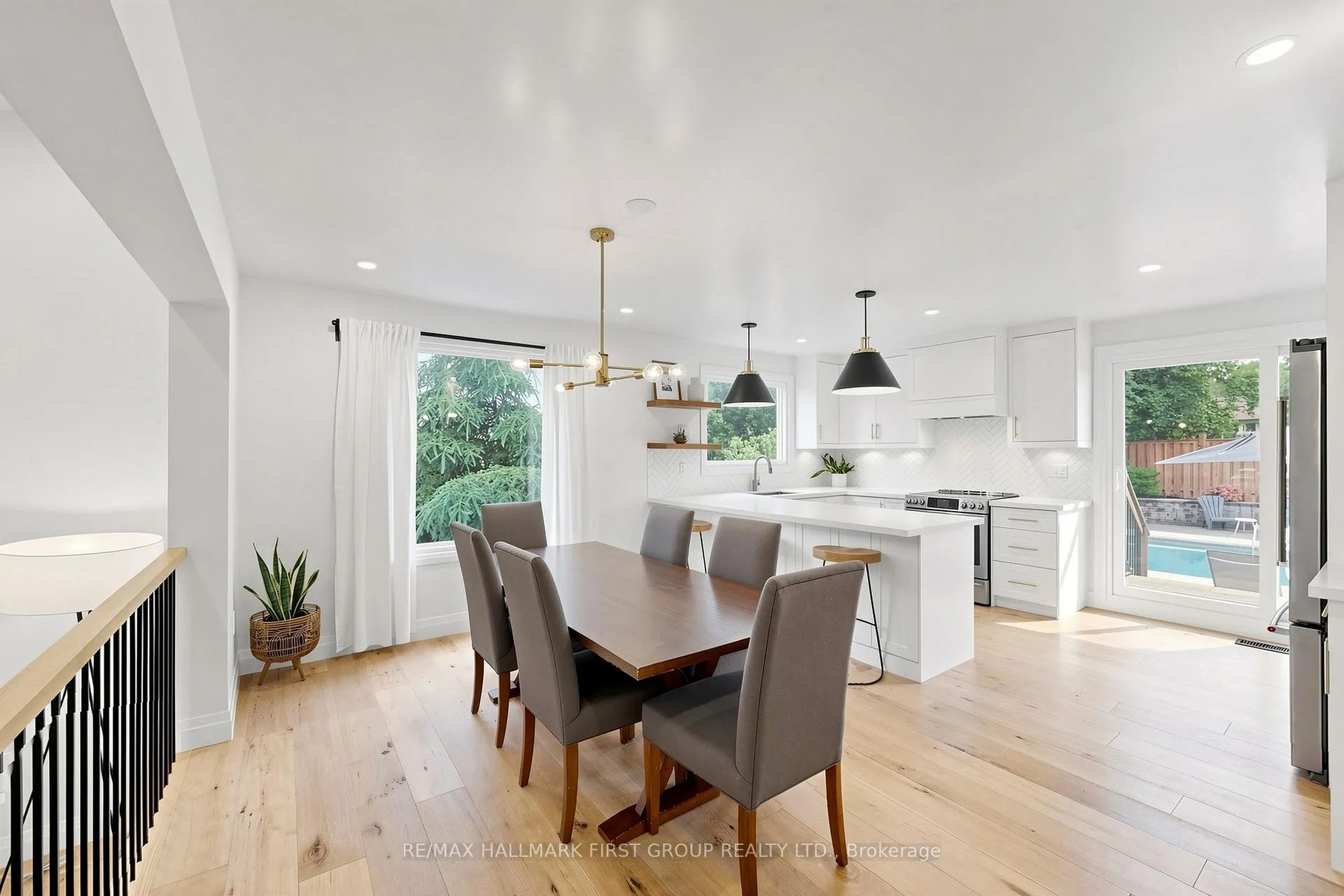 Photo 18 of 1746 Bronte Square, Pickering, Liverpool — HOMEH
